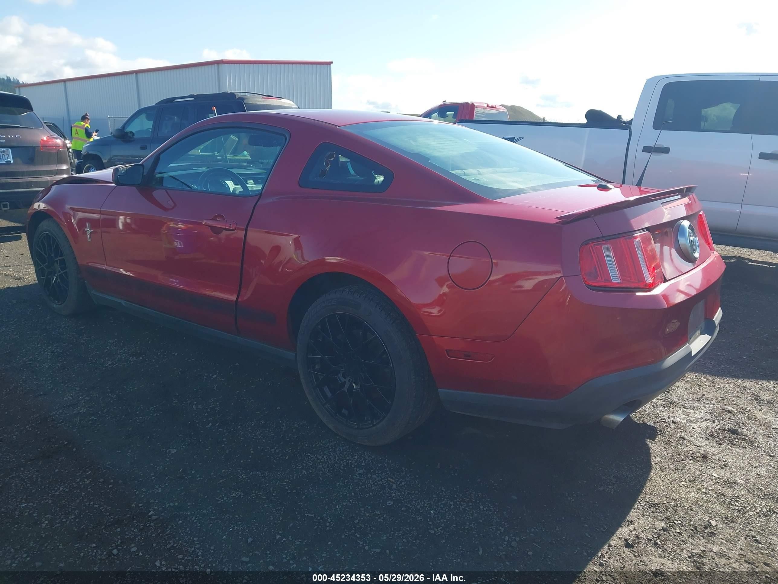 2012 Ford Mustang V6 Premium Red vin: 1ZVBP8AM4C5286038