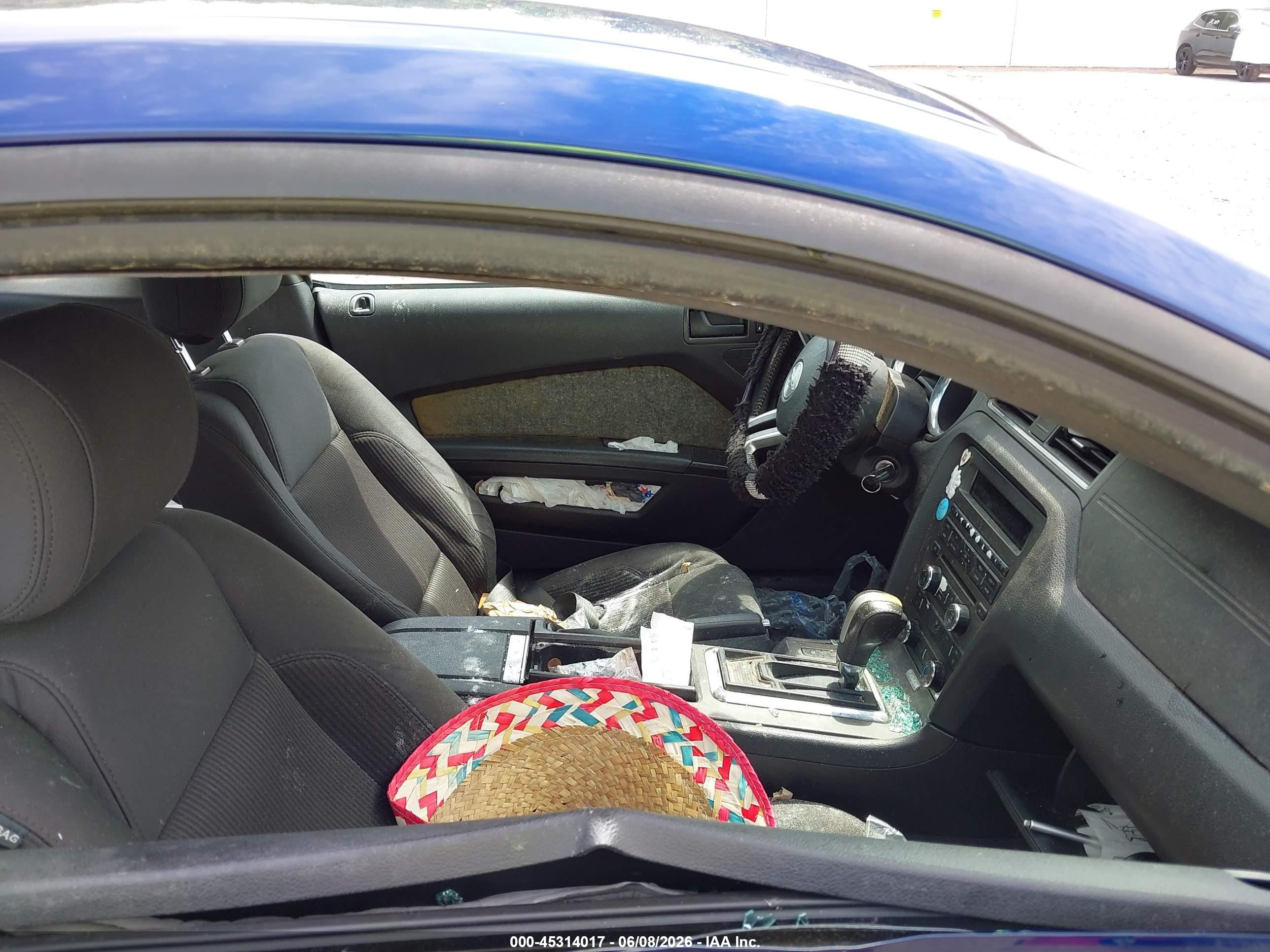 2013 Ford Mustang V6 Синий vin: 1ZVBP8AM4D5240260