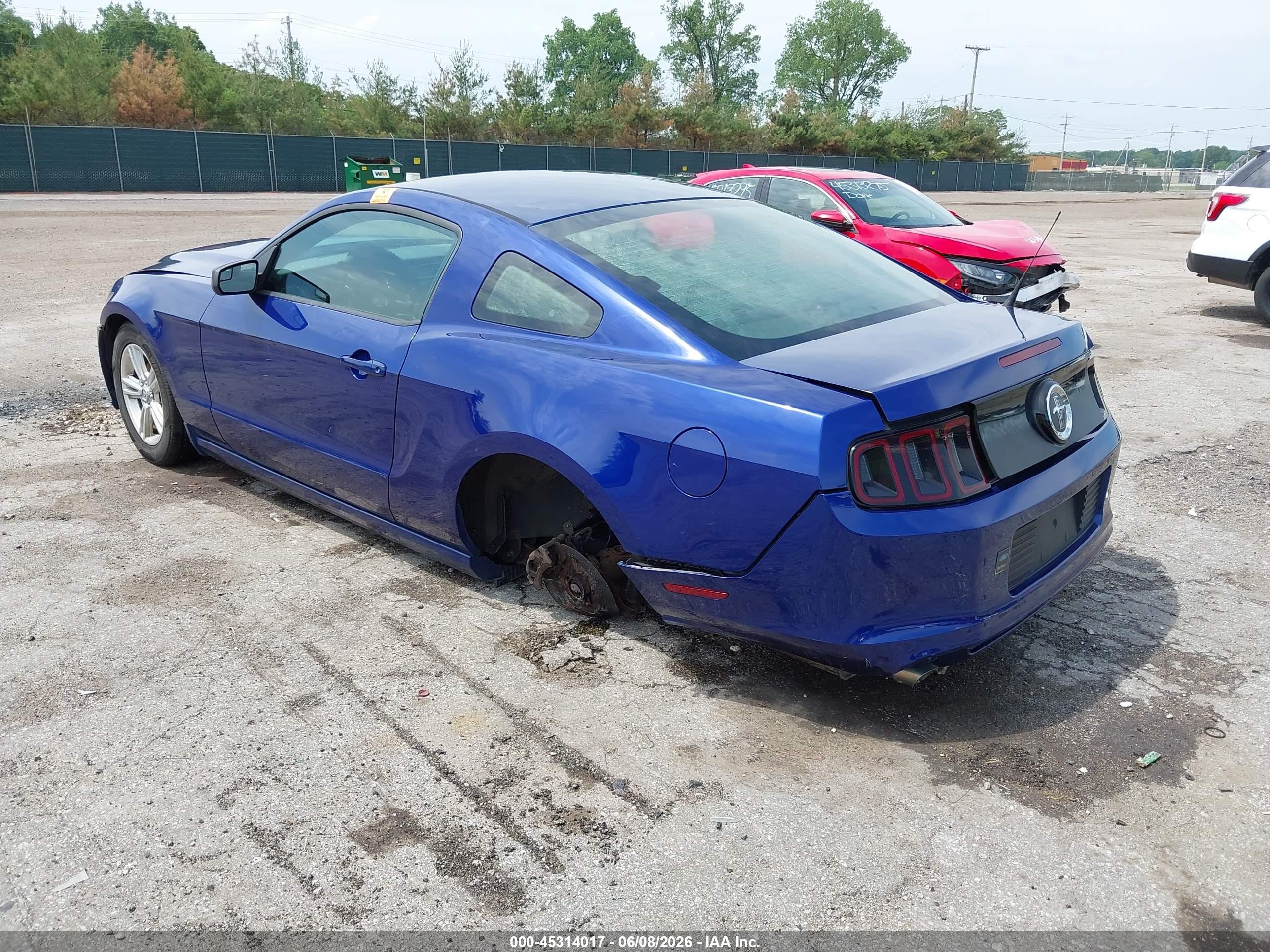 2013 Ford Mustang V6 Синий vin: 1ZVBP8AM4D5240260
