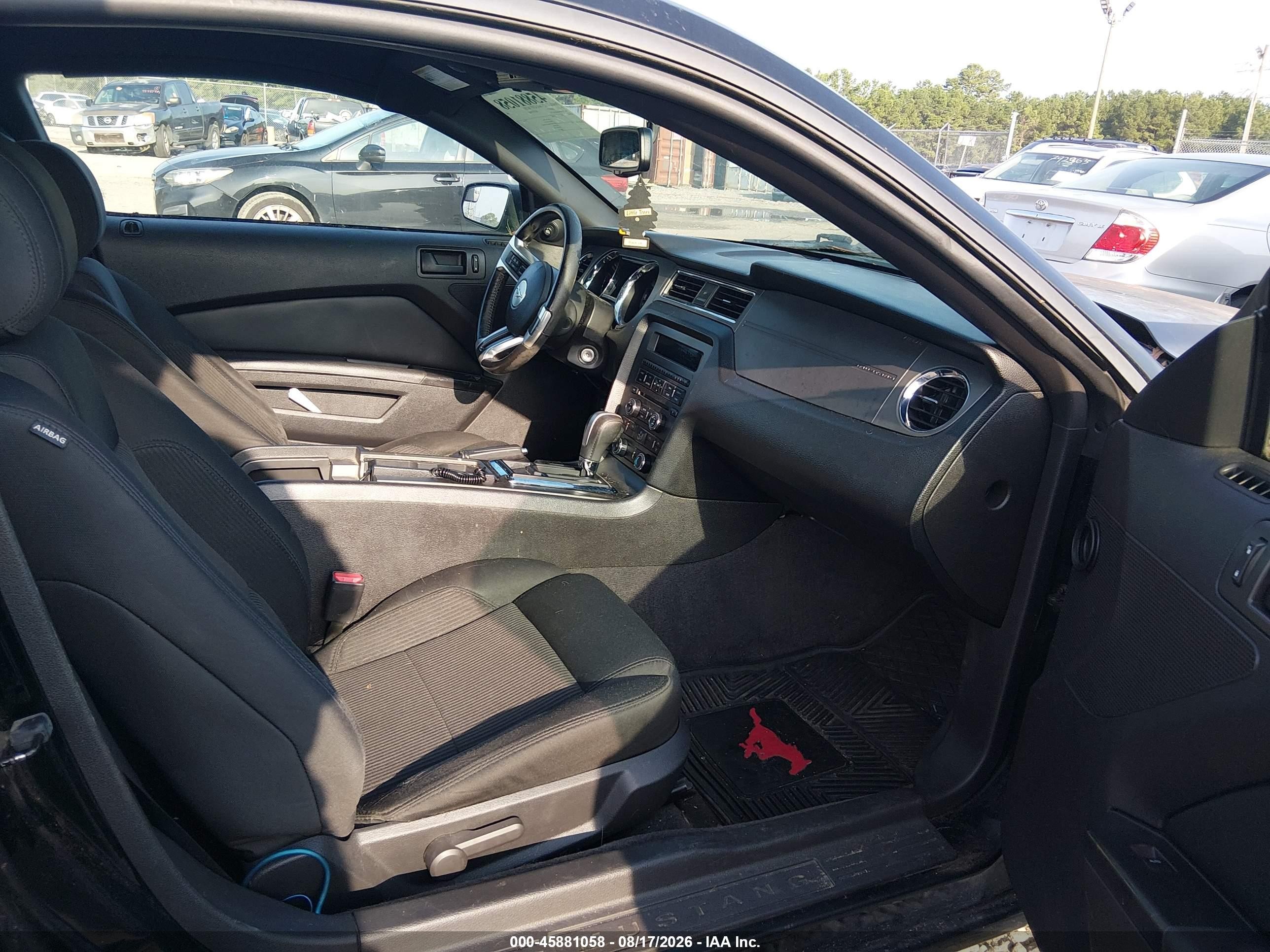 2013 Ford Mustang V6 Black vin: 1ZVBP8AM4D5241778