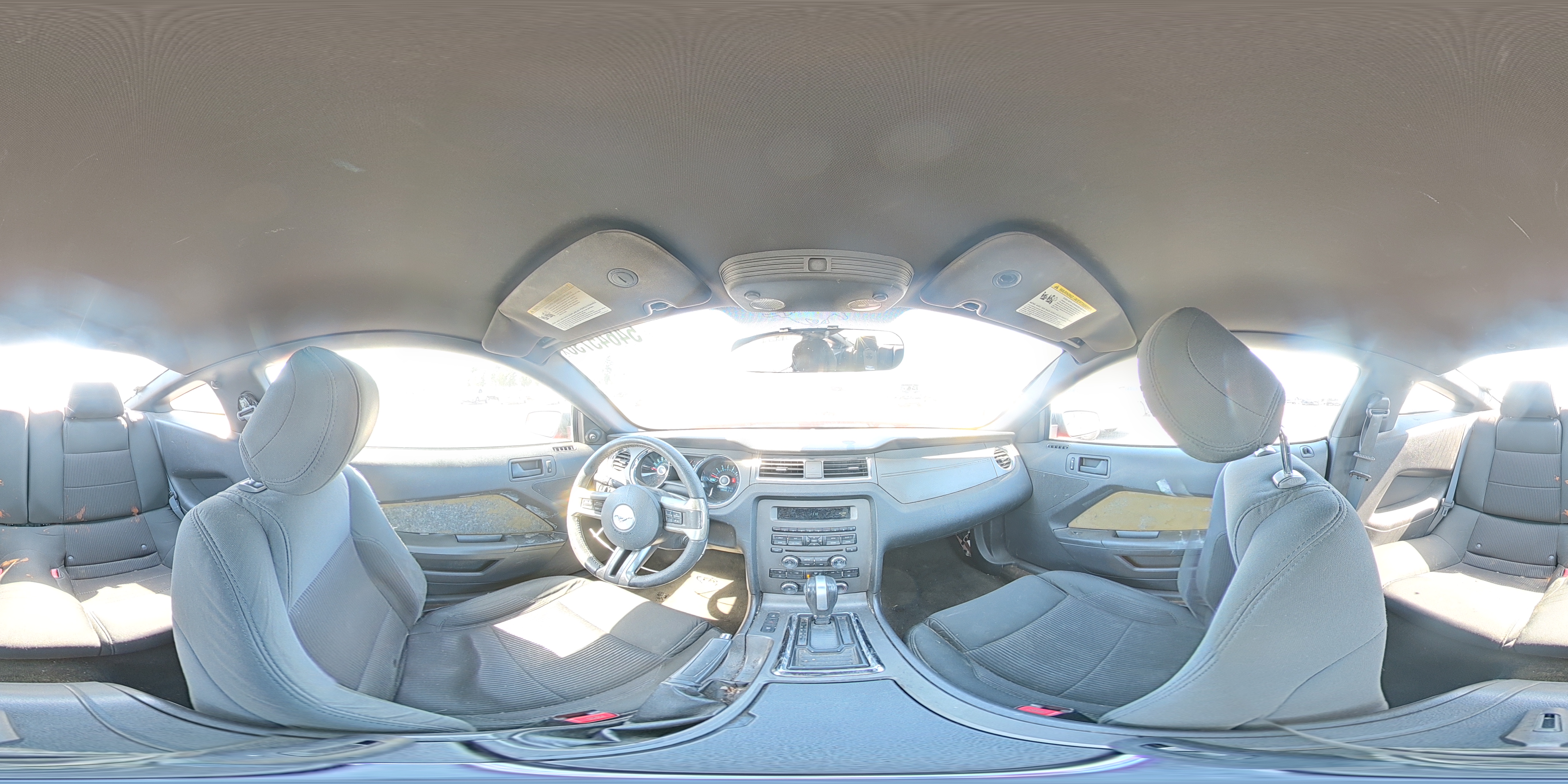 2013 Ford Mustang Red vin: 1ZVBP8AM4D5272111
