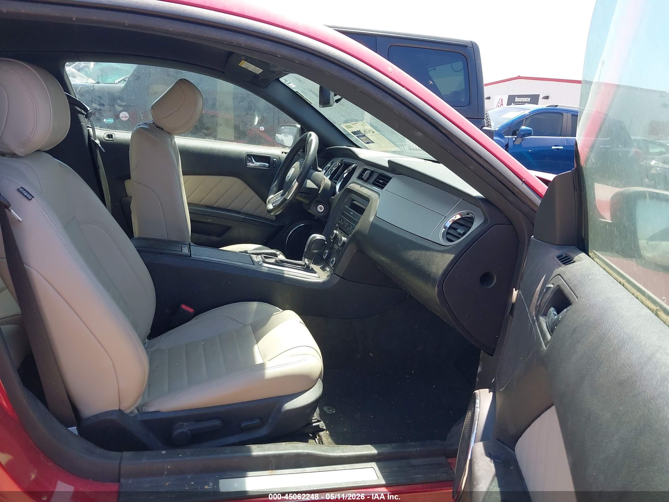 2013 Ford Mustang V6 Premium Maroon vin: 1ZVBP8AM4D5275560