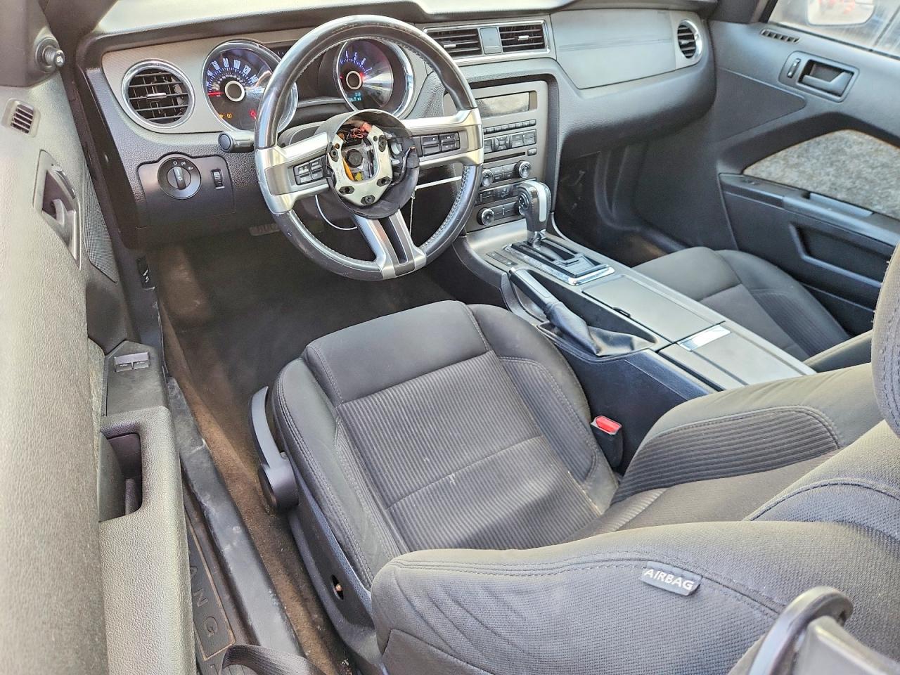 2013 Ford Mustang Черный vin: 1ZVBP8AM4D5275963