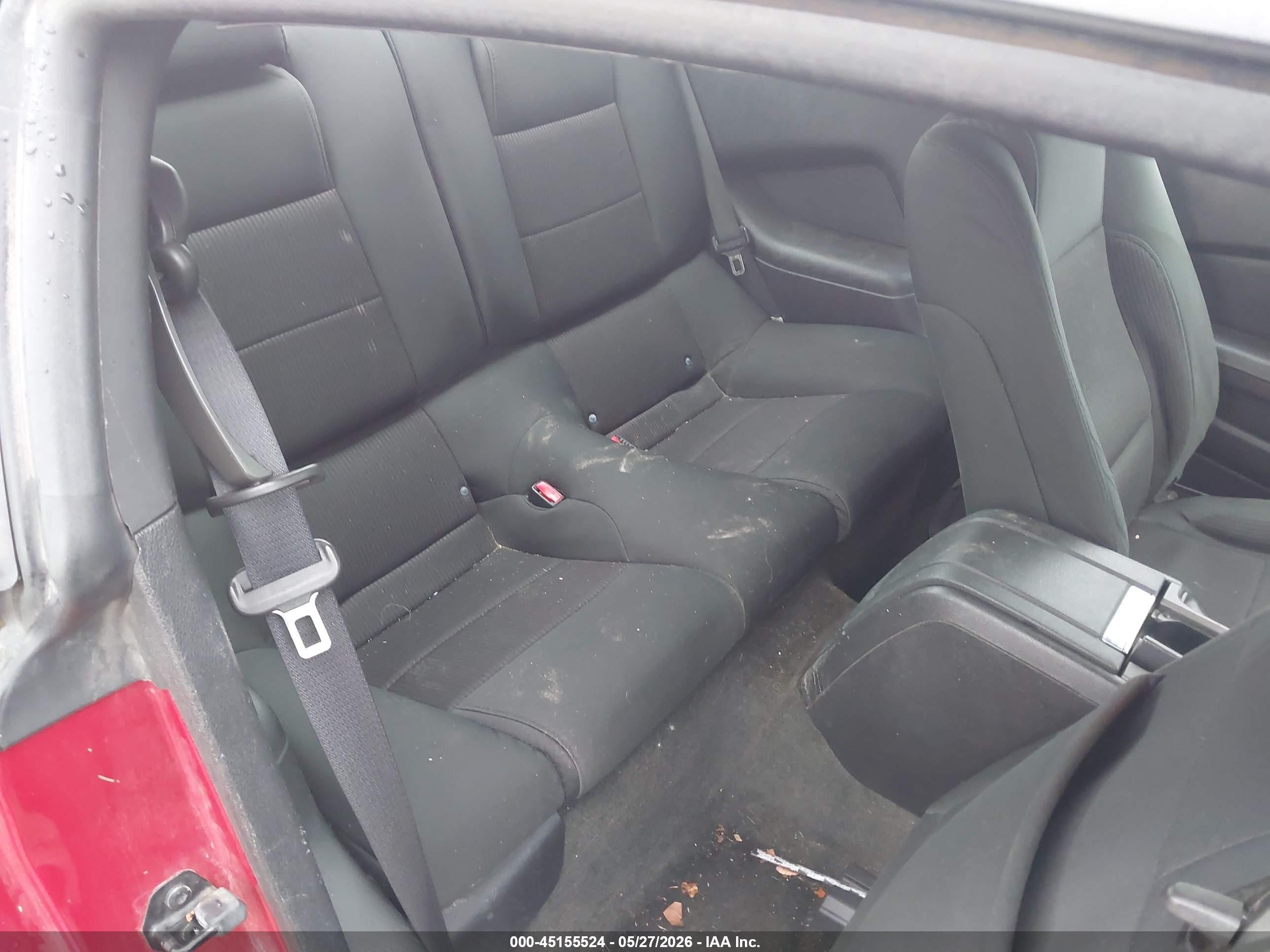 2013 Ford Mustang V6 Red vin: 1ZVBP8AM4D5281858