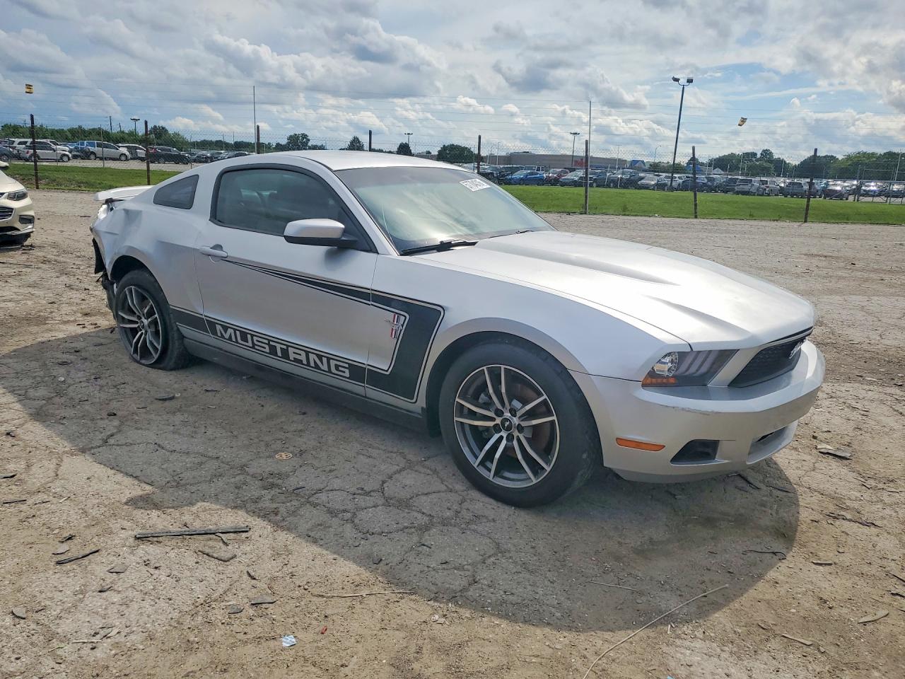 2011 Ford Mustang Silver vin: 1ZVBP8AM5B5151018