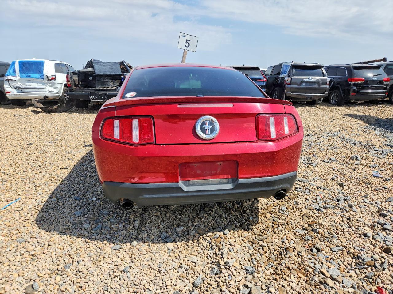 2011 Ford Mustang Maroon vin: 1ZVBP8AM5B5153528