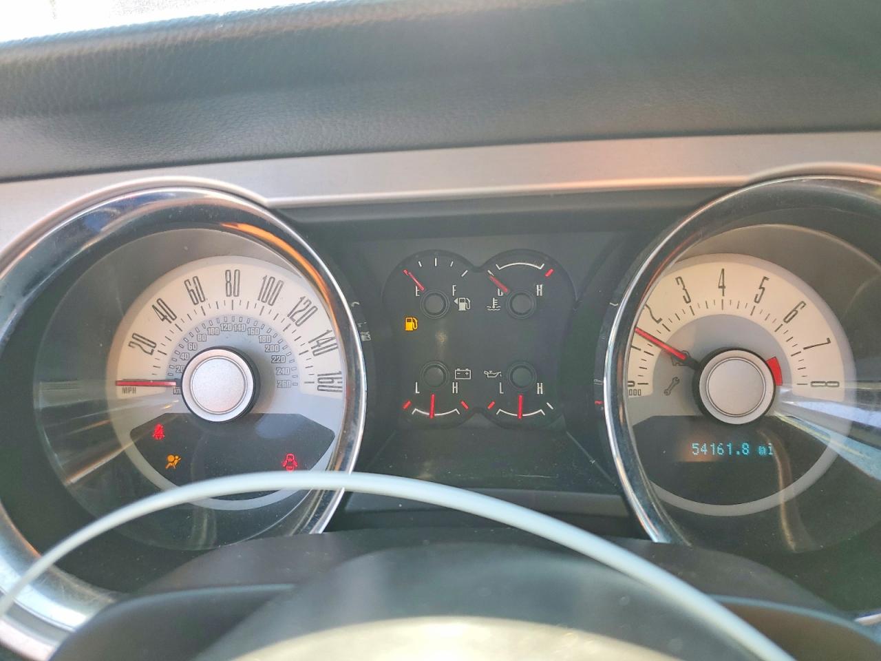 2011 Ford Mustang Maroon vin: 1ZVBP8AM5B5169115