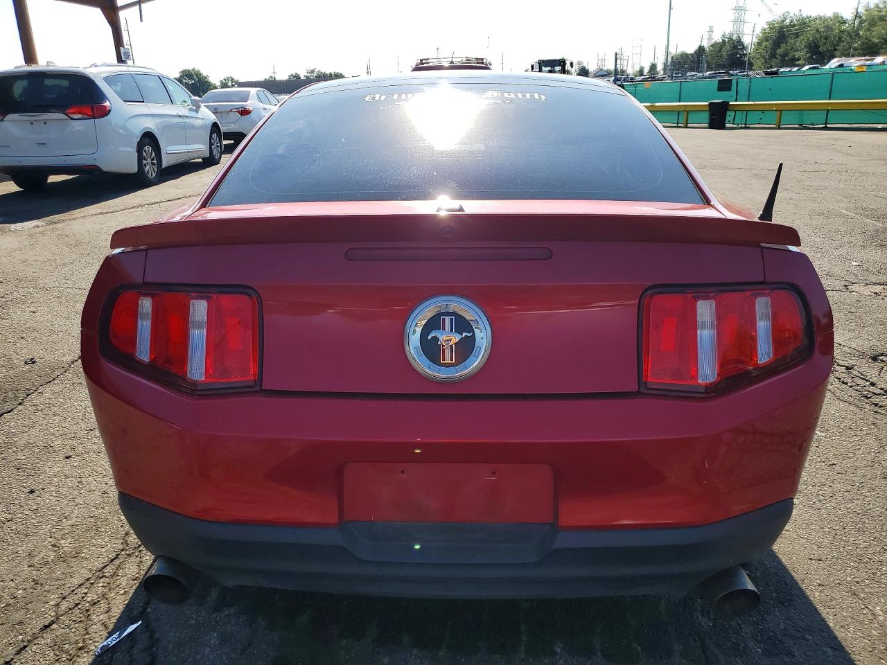 2011 Ford Mustang Maroon vin: 1ZVBP8AM5B5169115