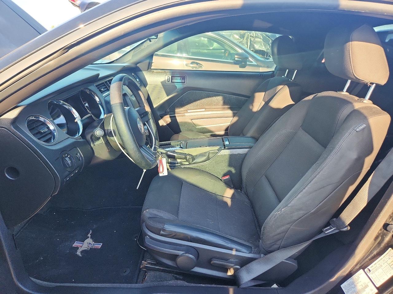2012 Ford Mustang Black vin: 1ZVBP8AM5C5221991