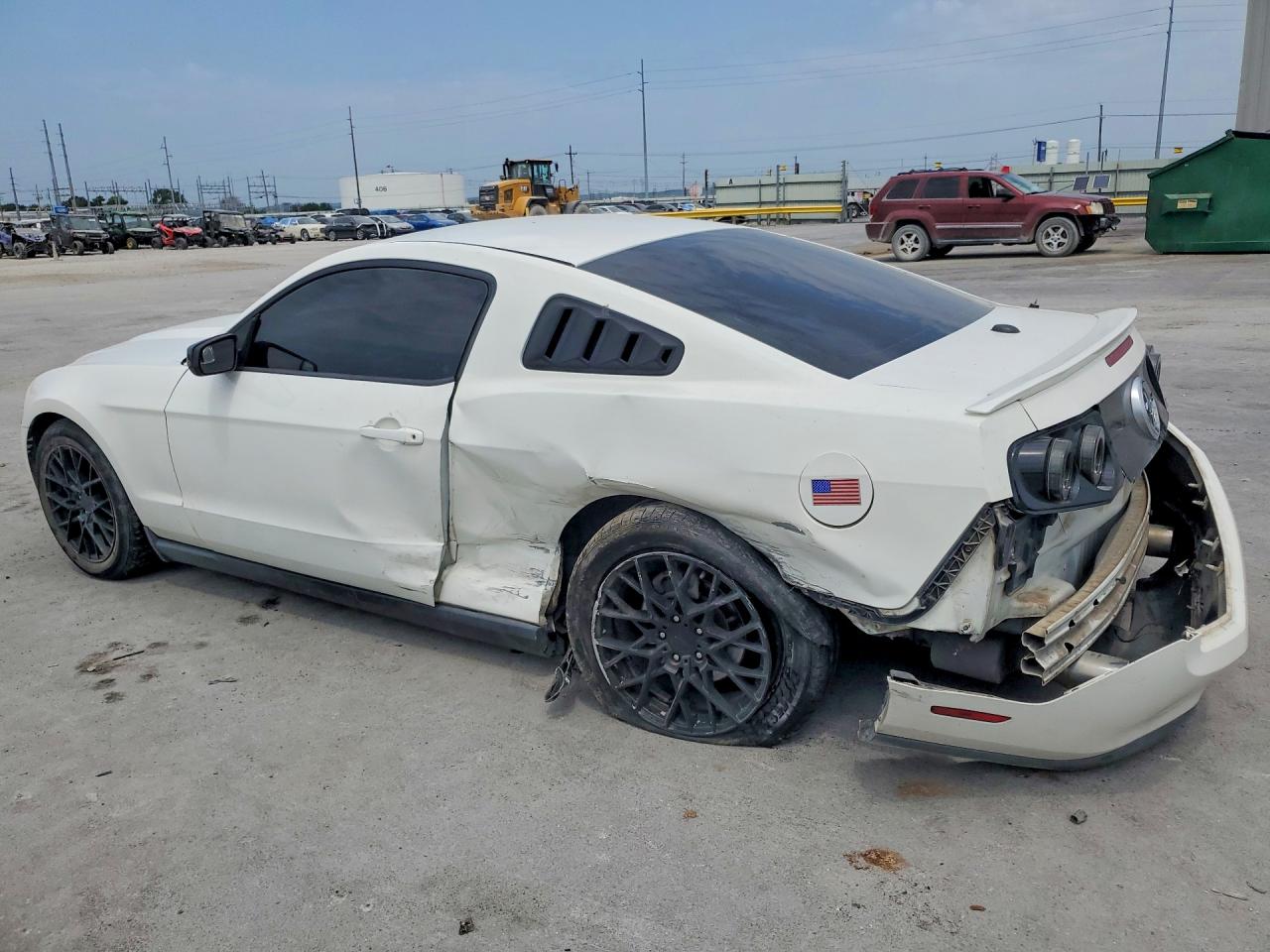 2012 Ford Mustang White vin: 1ZVBP8AM5C5228343