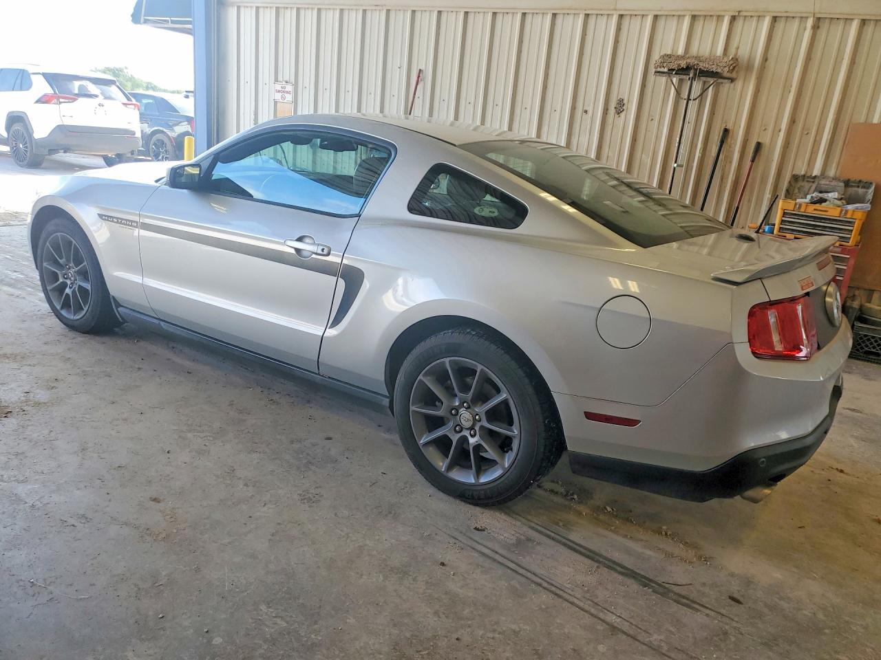 2012 Ford Mustang Silver vin: 1ZVBP8AM5C5268860