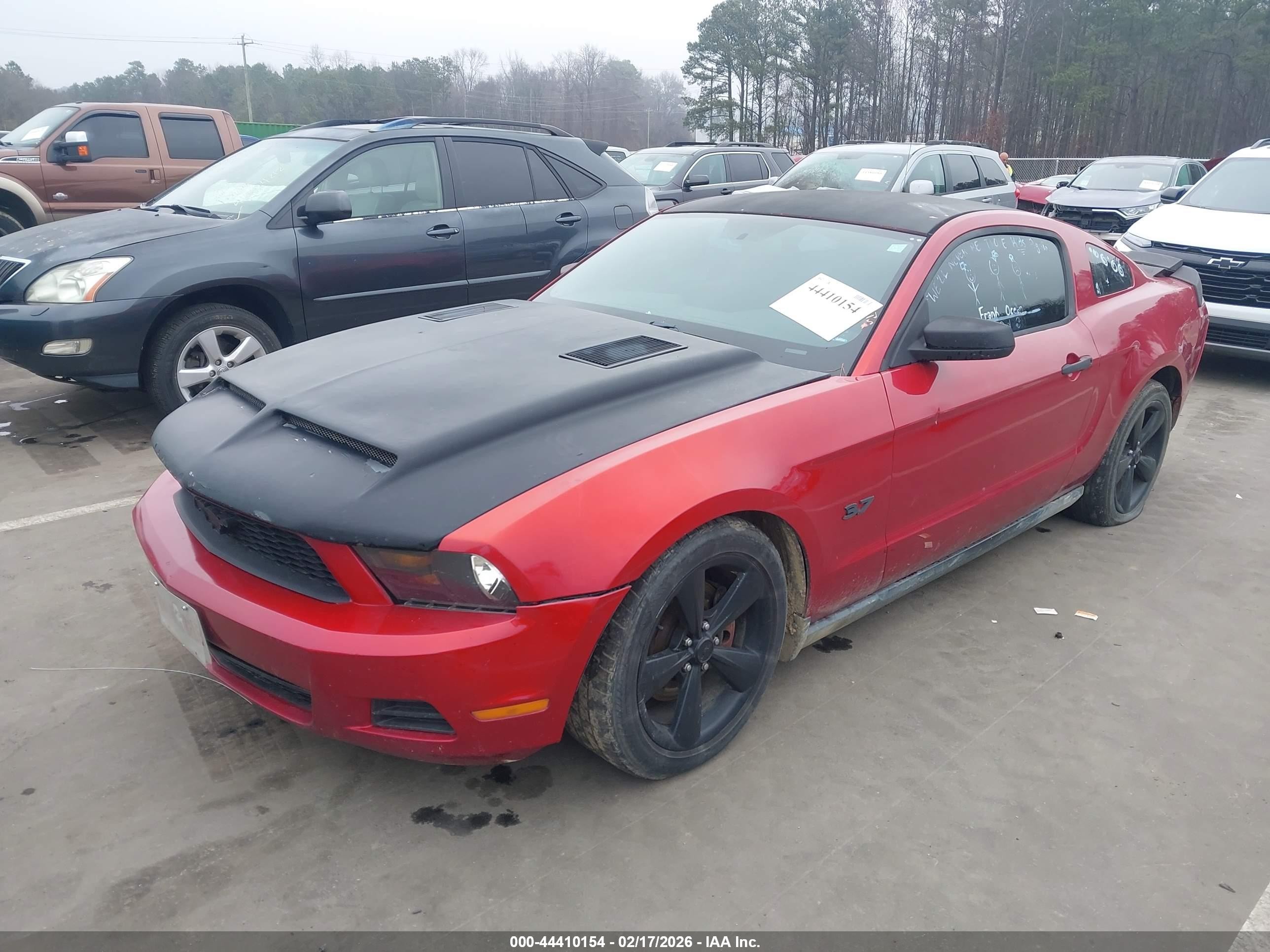 2012 Ford Mustang V6 Red vin: 1ZVBP8AM5C5274657