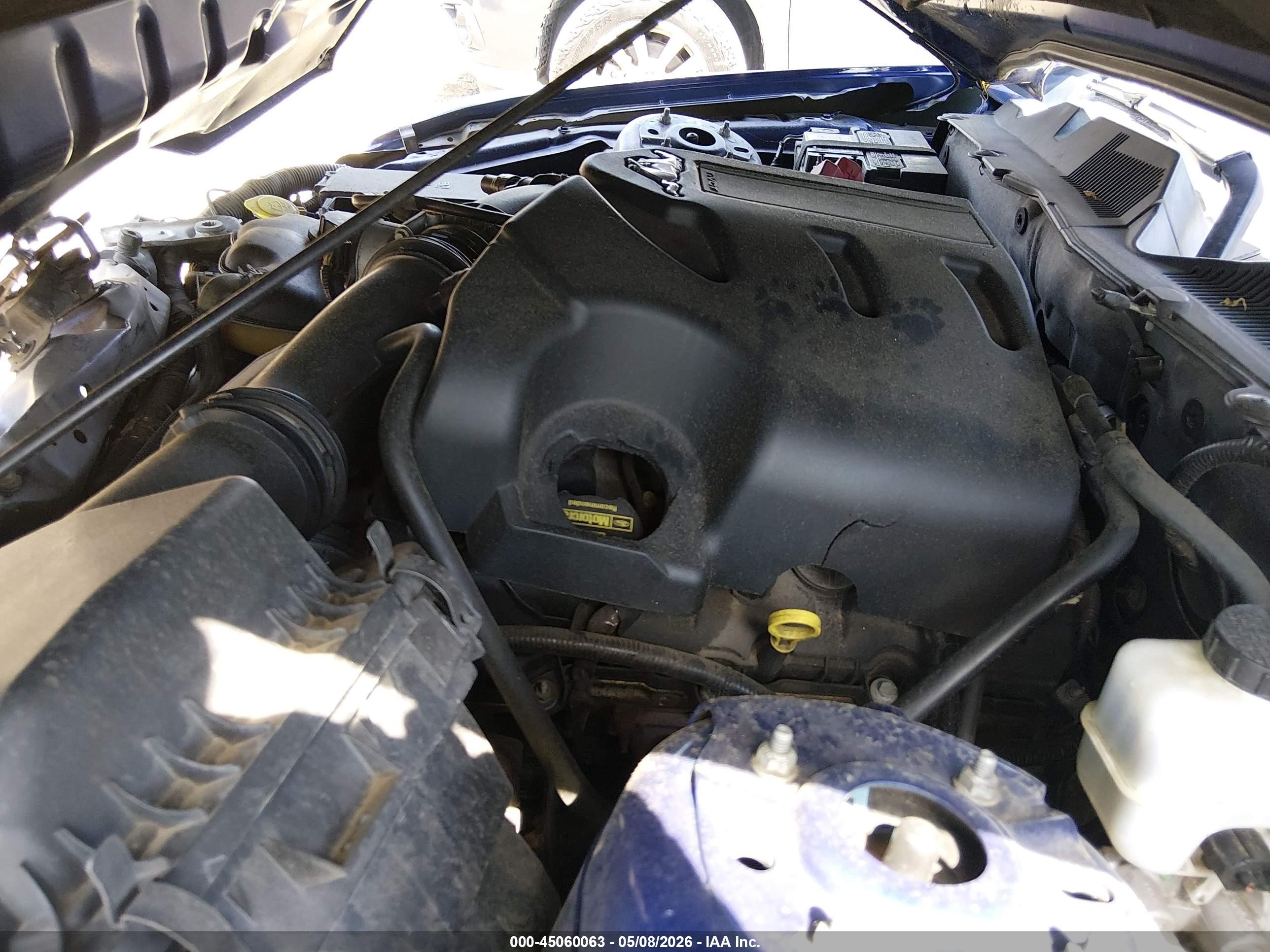 2013 Ford Mustang V6 Premium Синий vin: 1ZVBP8AM5D5215058