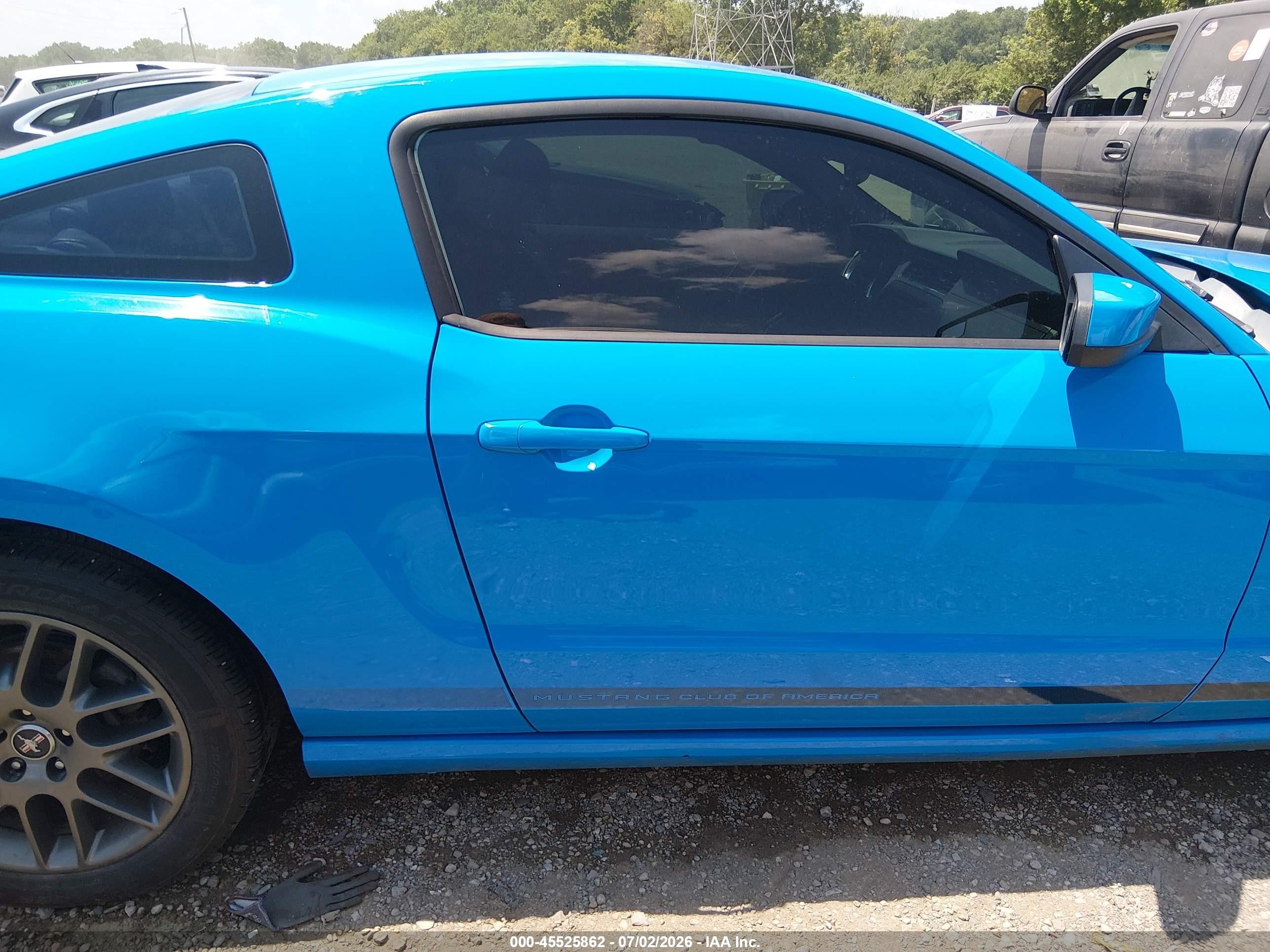2013 Ford Mustang V6 Blue vin: 1ZVBP8AM5D5215934