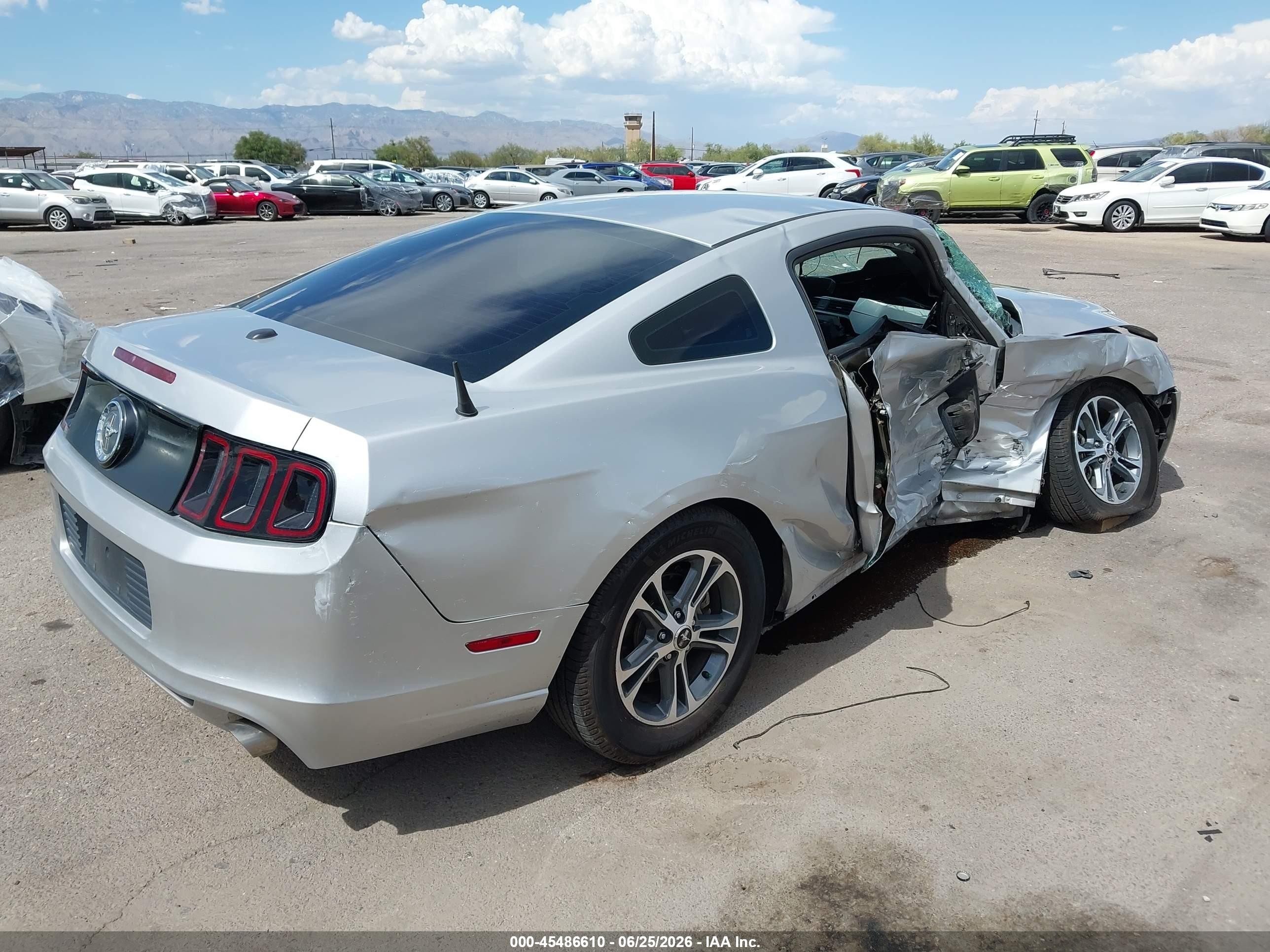 2013 Ford Mustang V6/v6 Premium Silver vin: 1ZVBP8AM5D5262591