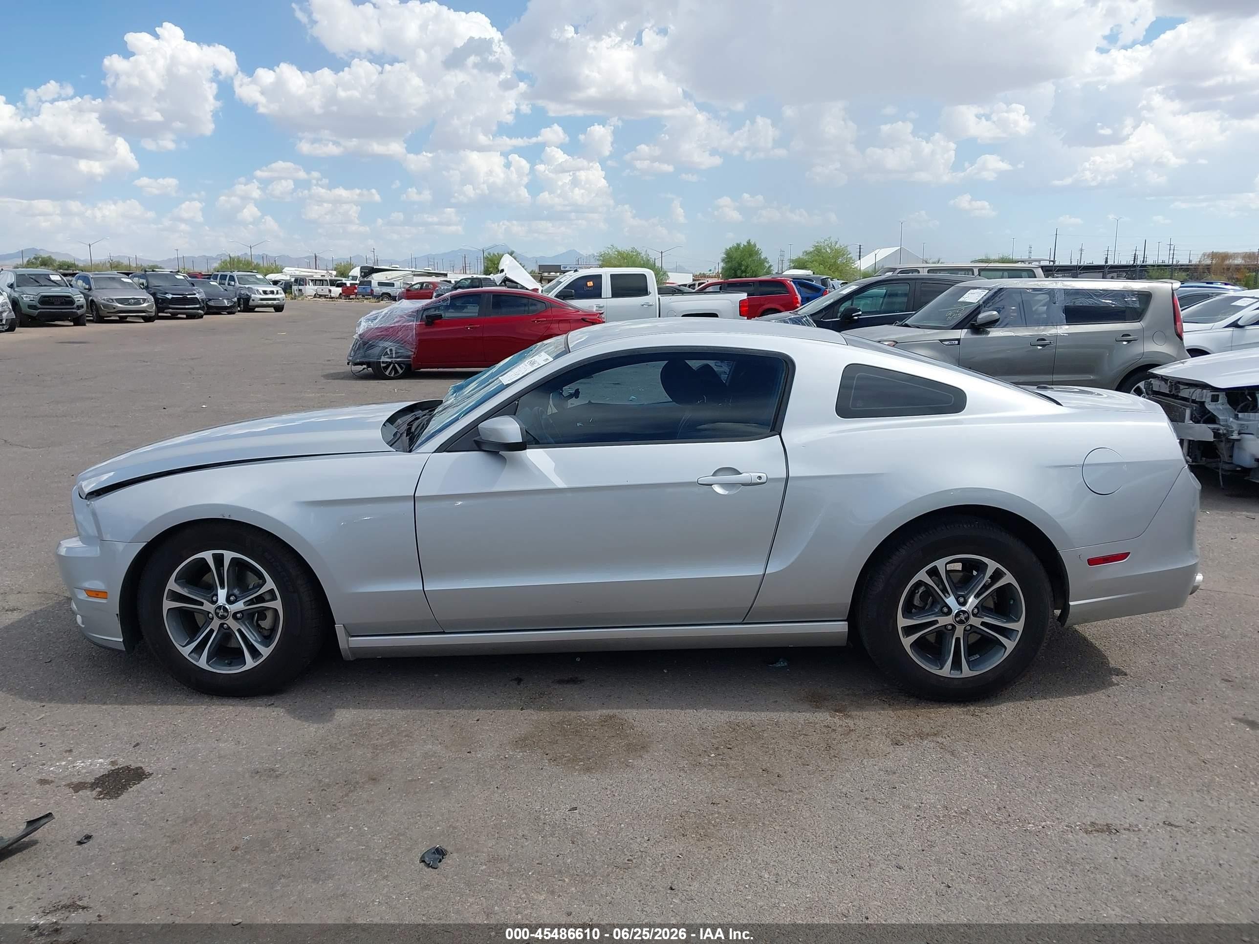 2013 Ford Mustang V6/v6 Premium Silver vin: 1ZVBP8AM5D5262591