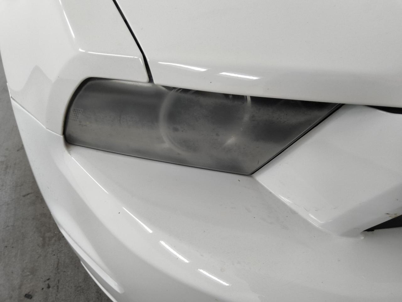 2013 Ford Mustang White vin: 1ZVBP8AM5D5282629 Damage: Right Head Lamp, Faded, Repair Required
