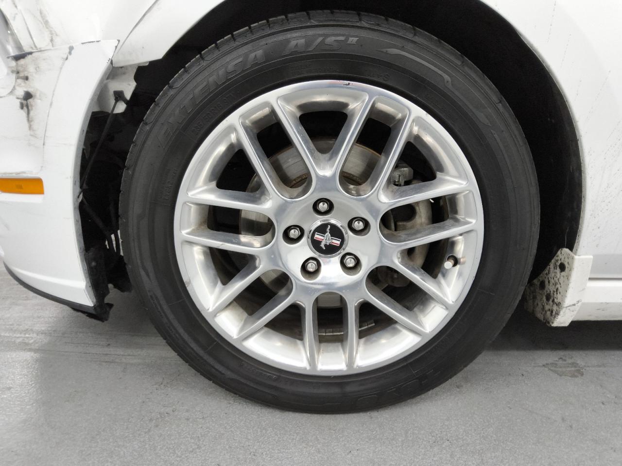 2013 Ford Mustang White vin: 1ZVBP8AM5D5282629 Damage: Left Front Wheel, Curb Rash, < 1/8 Inch