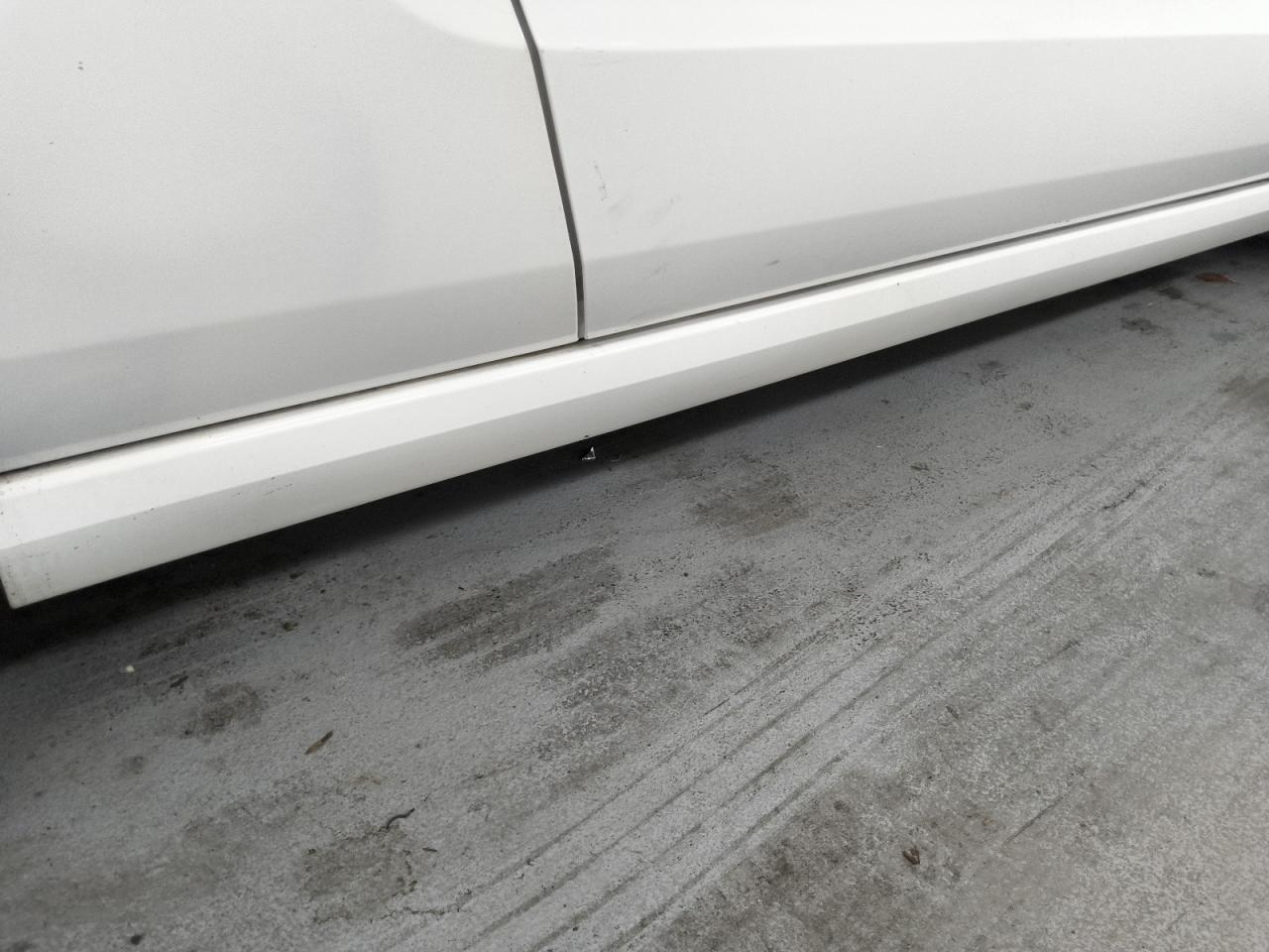 2013 Ford Mustang White vin: 1ZVBP8AM5D5282629 Damage: Right Rocker Panel Molding, Chipped, 5