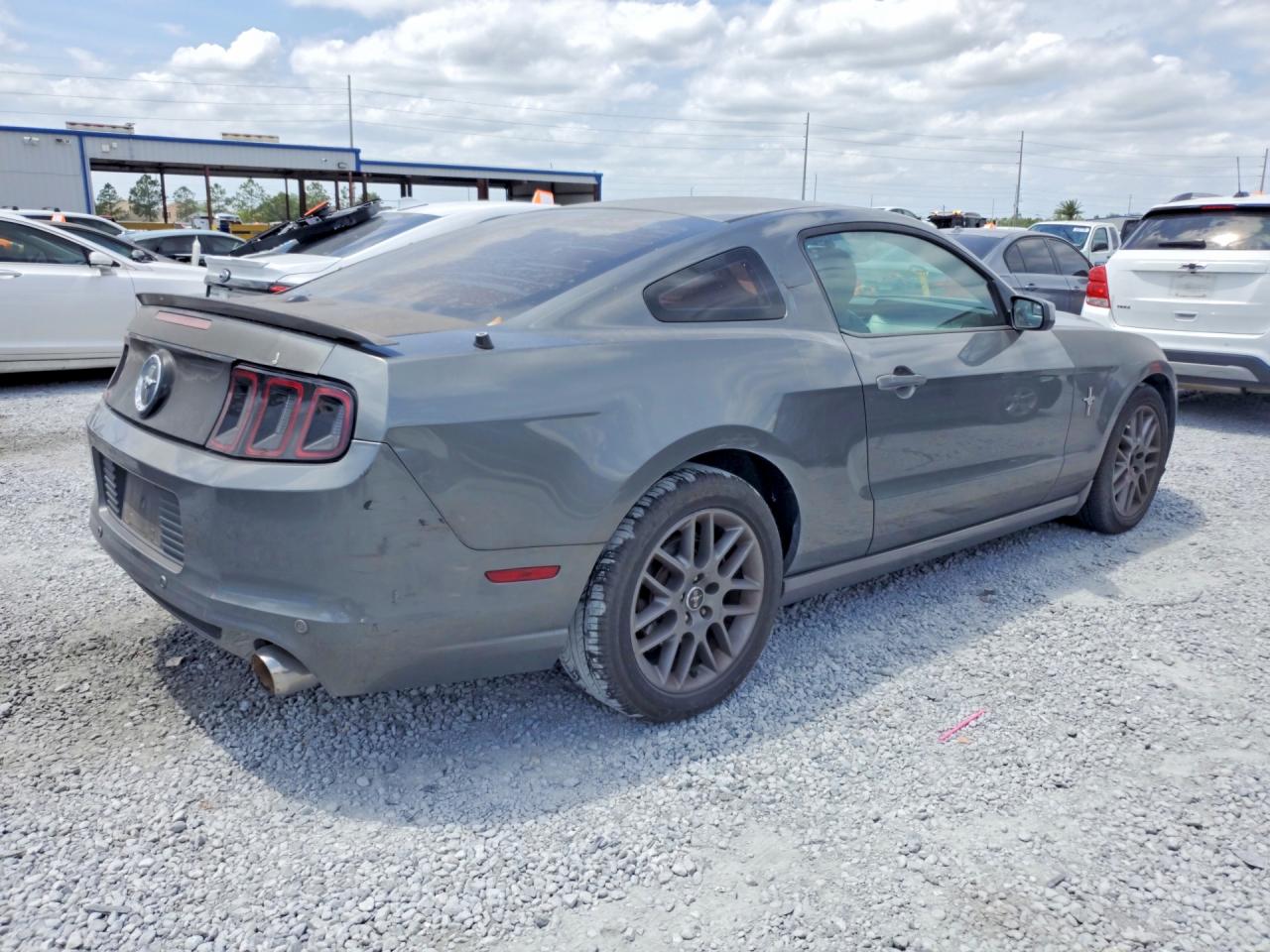 2014 Ford Mustang Серый vin: 1ZVBP8AM5E5215336