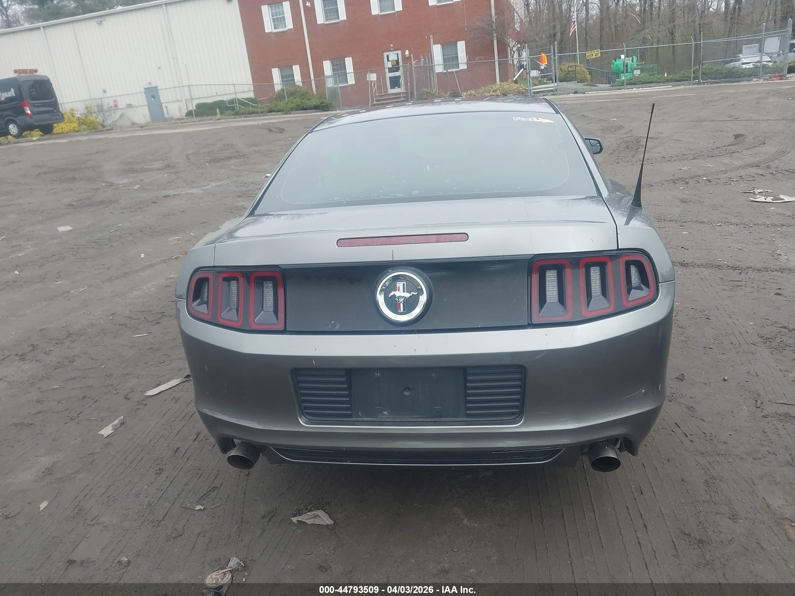 2014 Ford Mustang V6 Gray vin: 1ZVBP8AM5E5276170