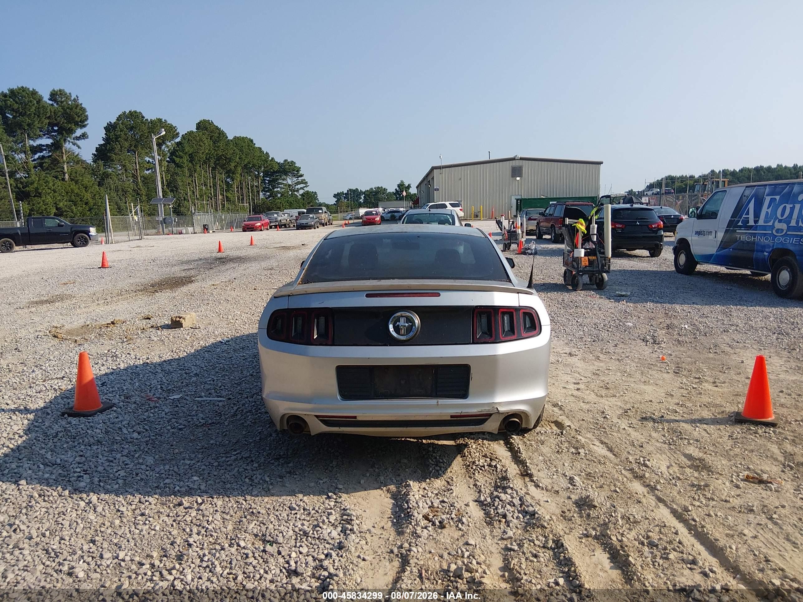 2014 Ford Mustang V6 Silver vin: 1ZVBP8AM5E5276346