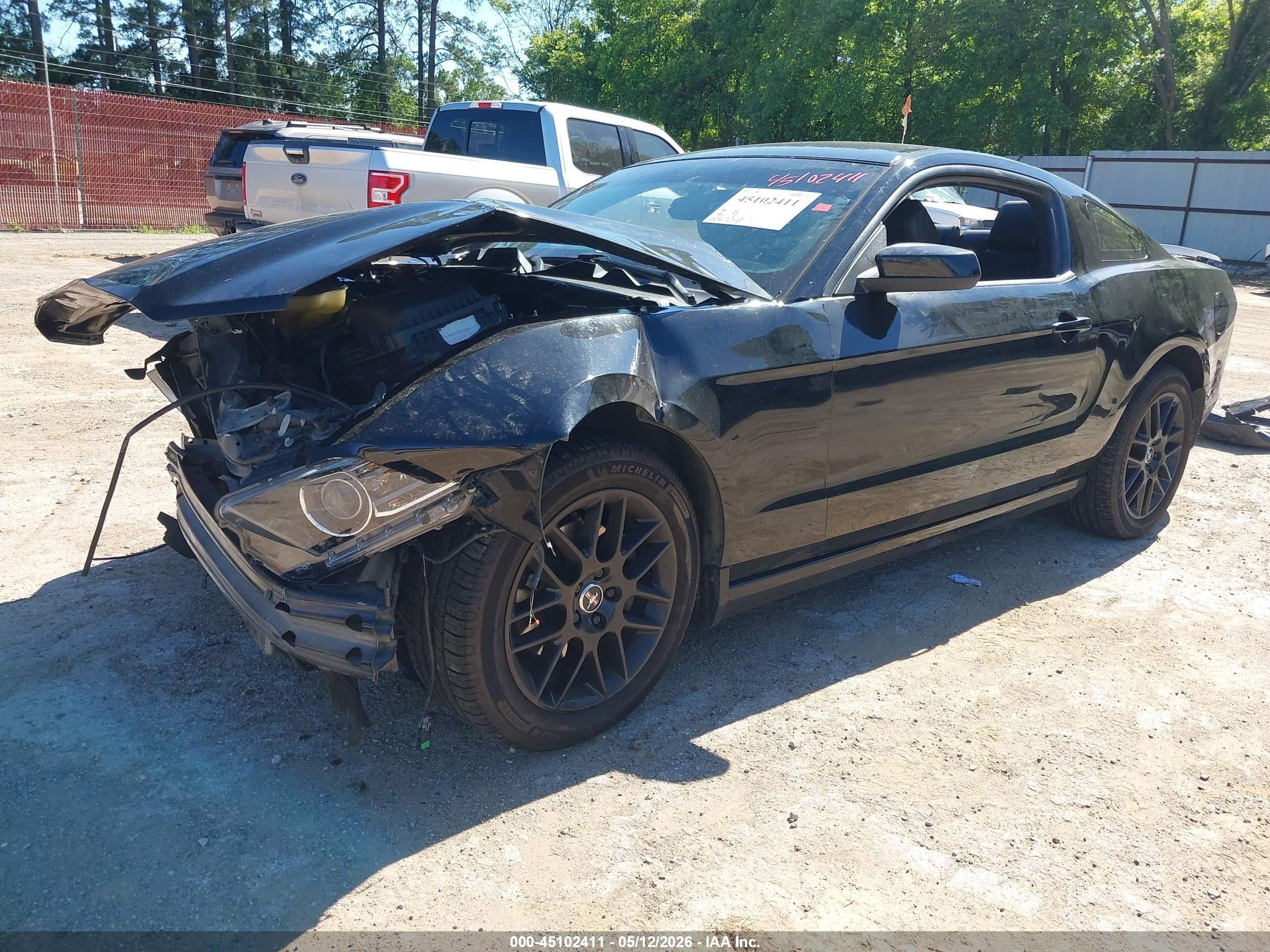 2014 Ford Mustang V6 Premium Black vin: 1ZVBP8AM5E5315968