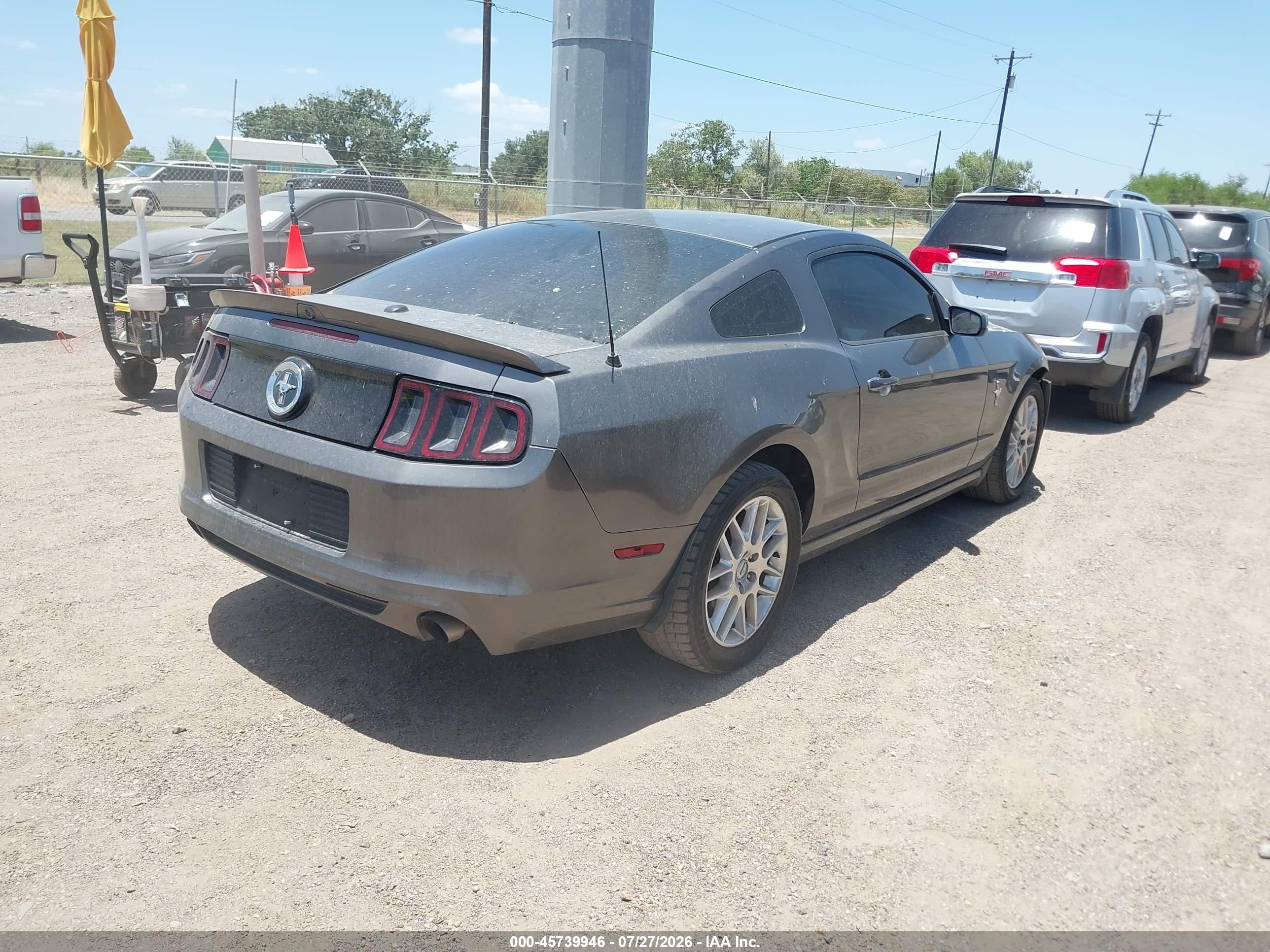 2014 Ford Mustang V6 Premium Gray vin: 1ZVBP8AM5E5319101