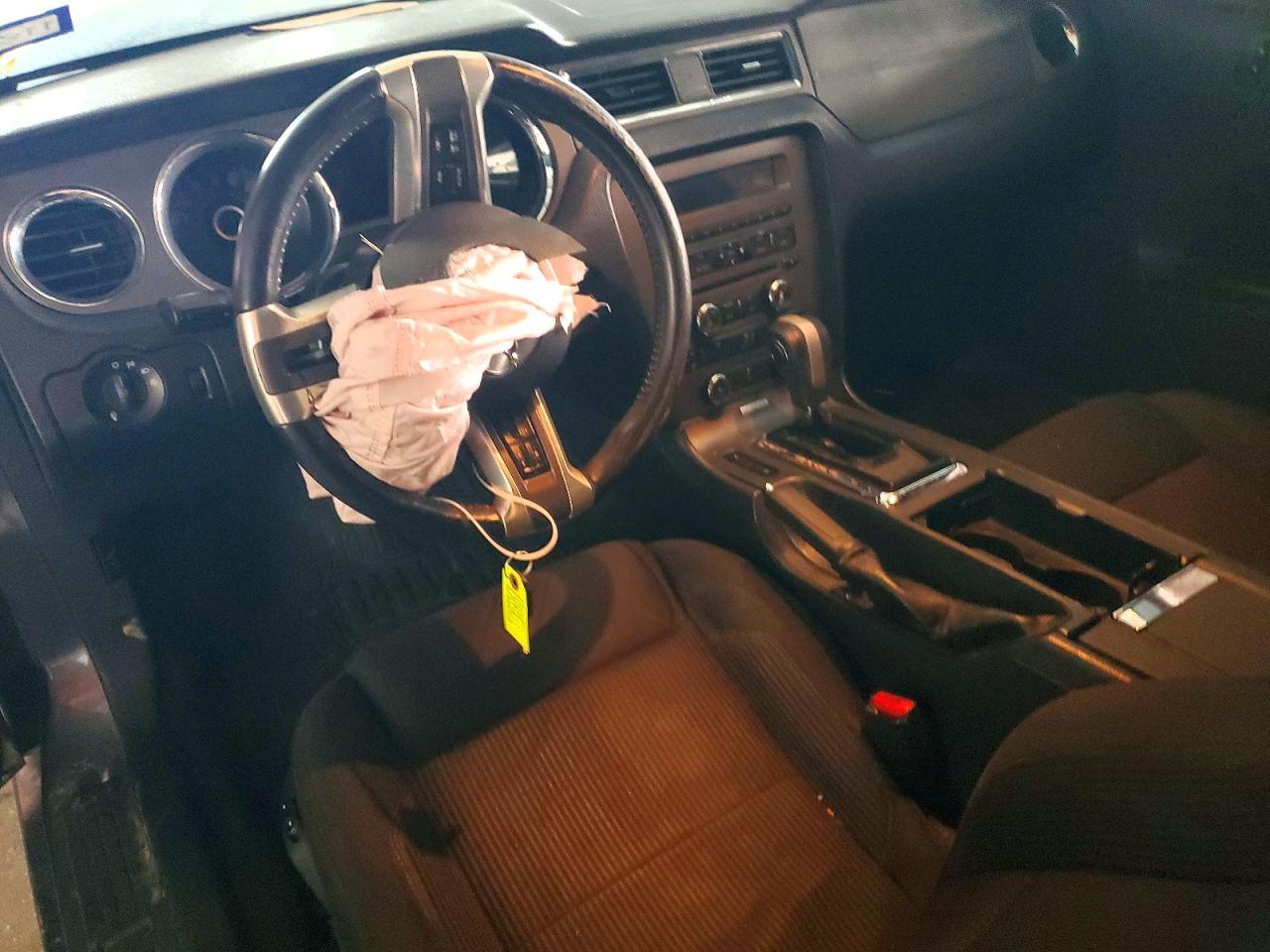 2014 Ford Mustang Серый vin: 1ZVBP8AM5E5327196