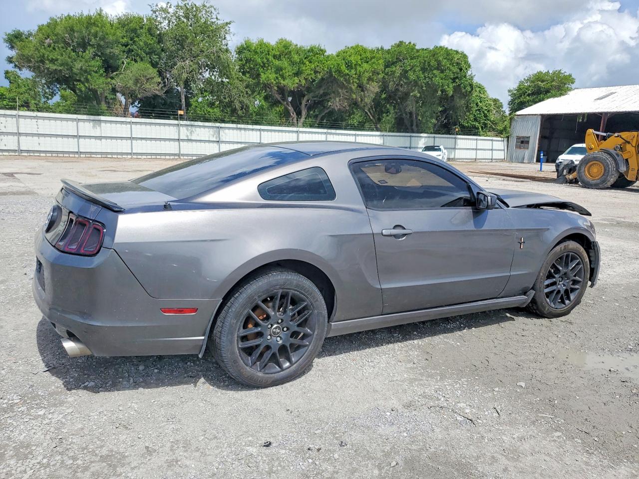 2014 Ford Mustang Серый vin: 1ZVBP8AM5E5327196
