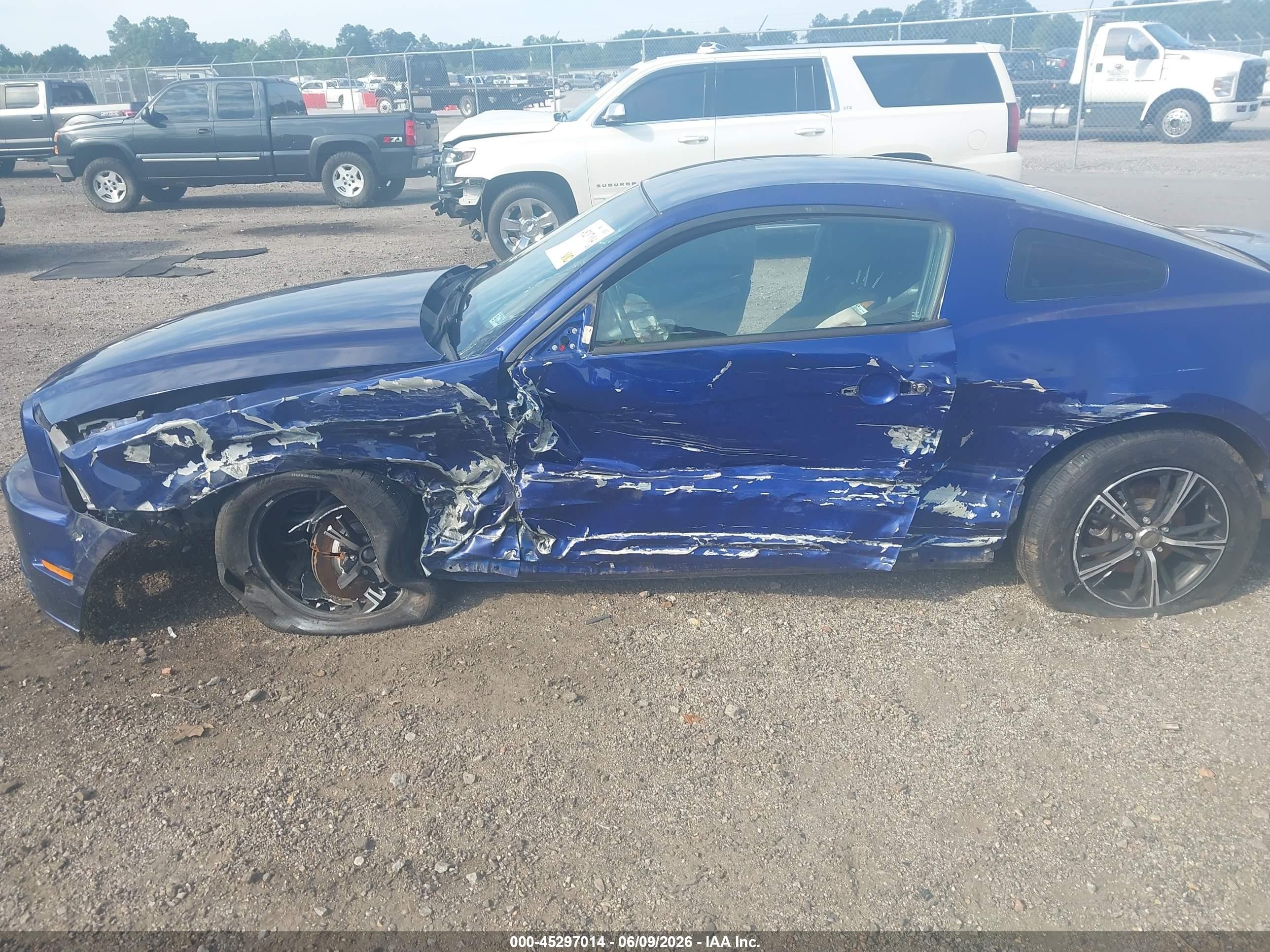 2014 Ford Mustang V6 Dark Blue vin: 1ZVBP8AM5E5332821