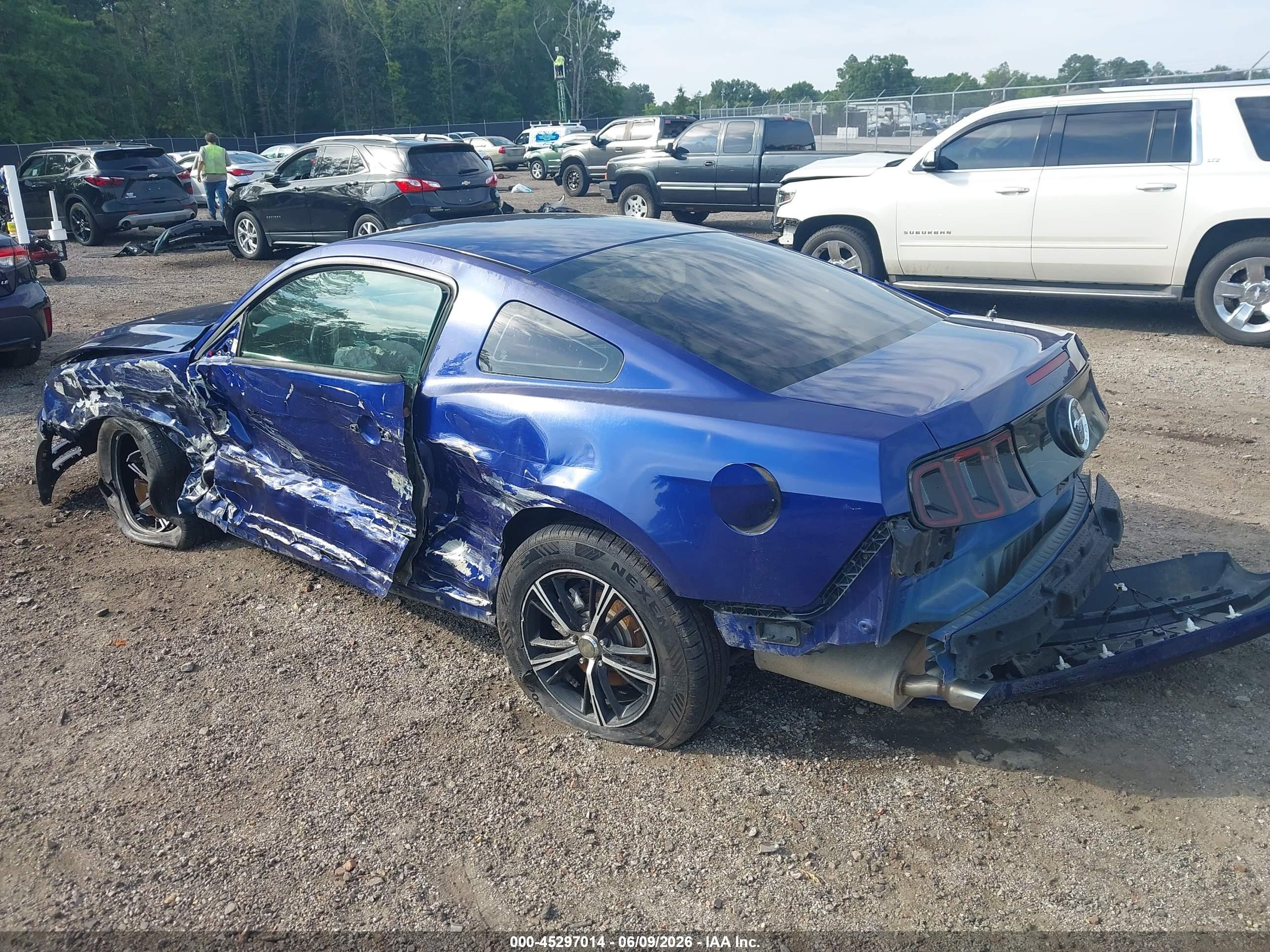 2014 Ford Mustang V6 Dark Blue vin: 1ZVBP8AM5E5332821
