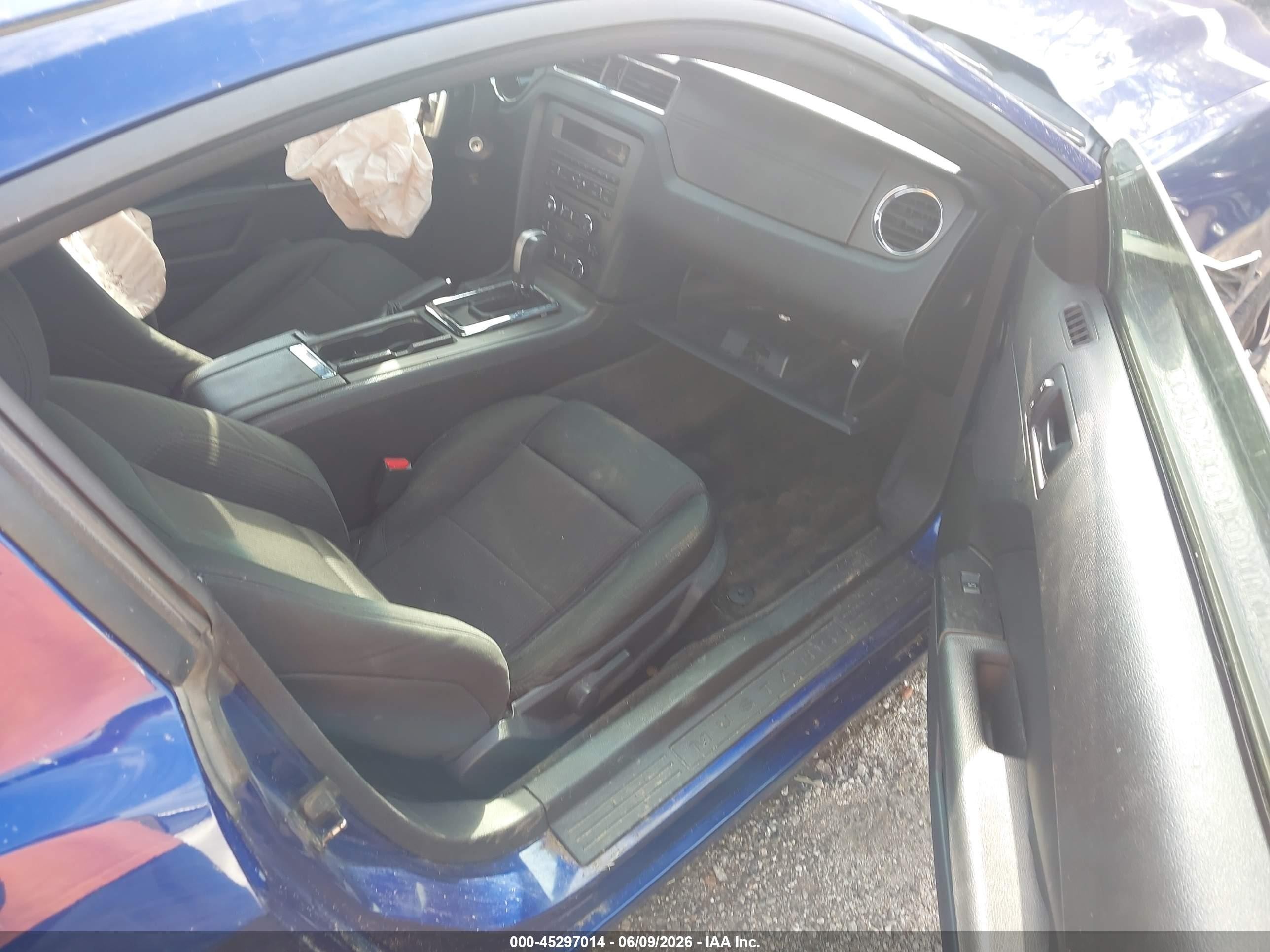 2014 Ford Mustang V6 Dark Blue vin: 1ZVBP8AM5E5332821