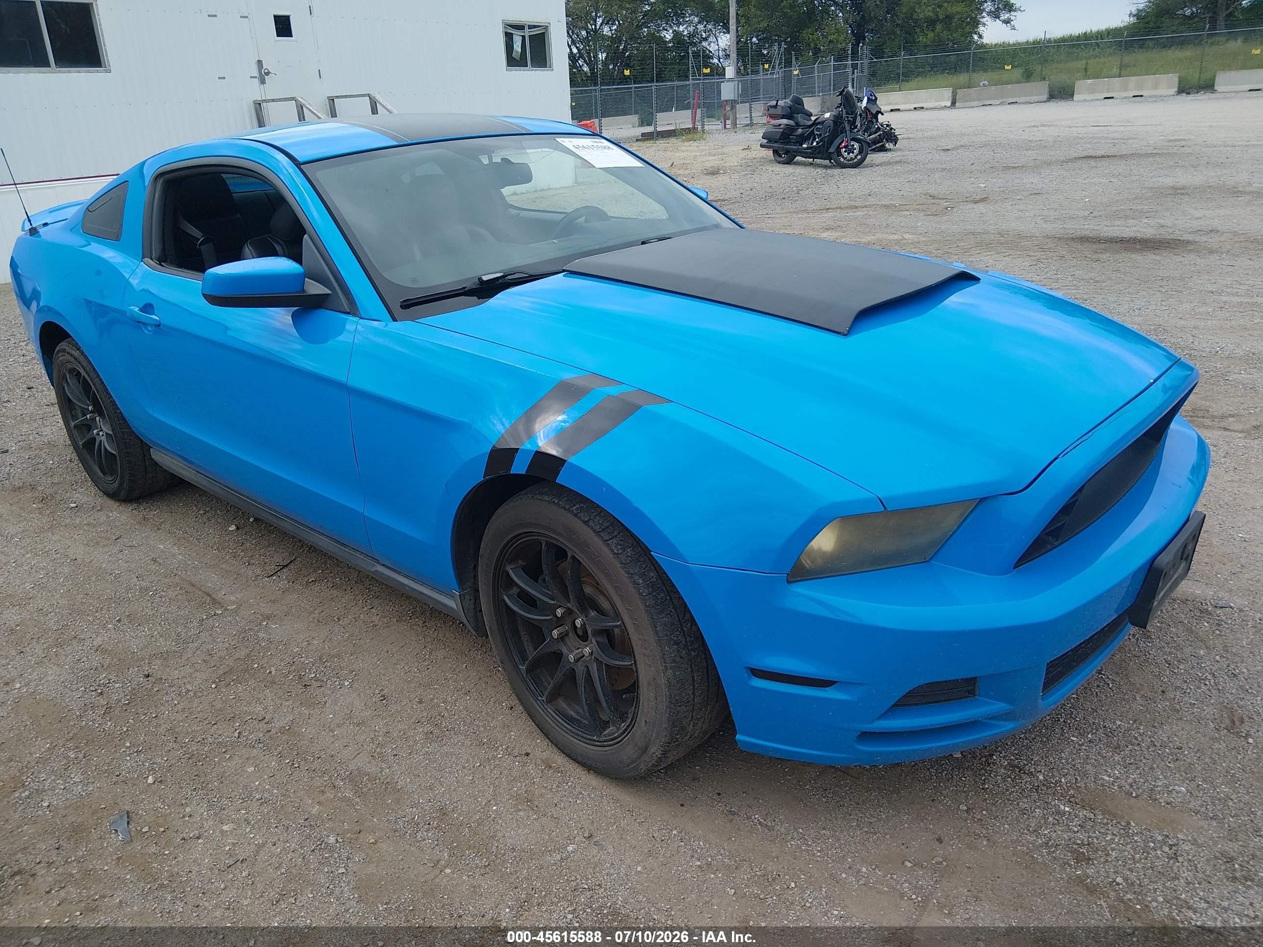 2011 Ford Mustang V6 Premium Blue vin: 1ZVBP8AM6B5101387