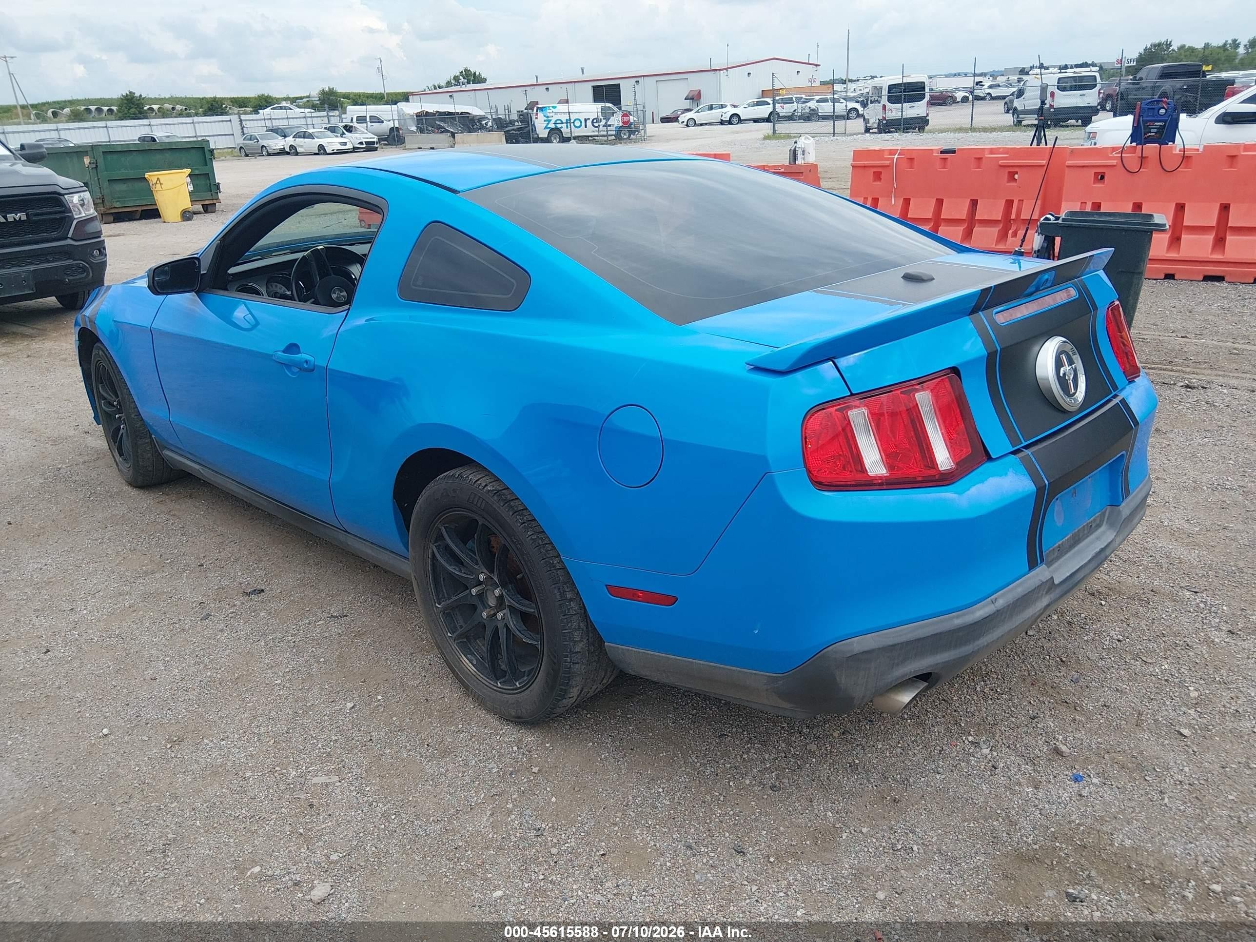 2011 Ford Mustang V6 Premium Blue vin: 1ZVBP8AM6B5101387