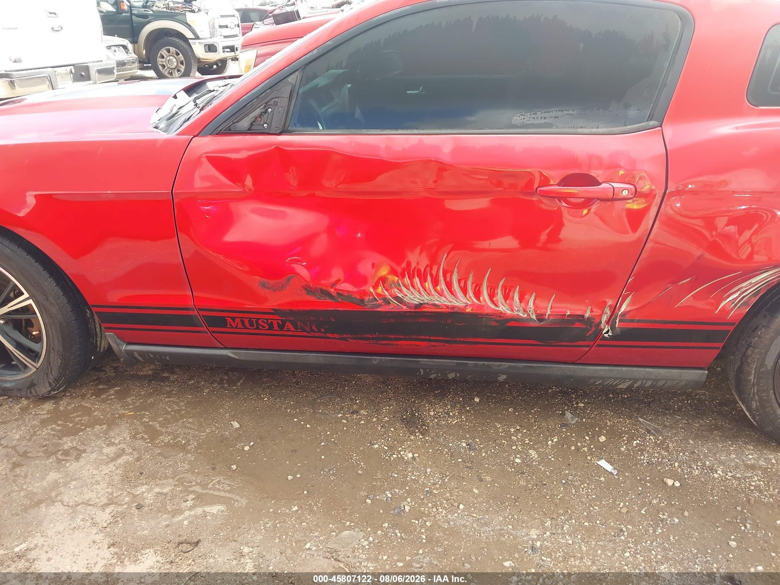 2011 Ford Mustang V6 Premium Red vin: 1ZVBP8AM6B5111420