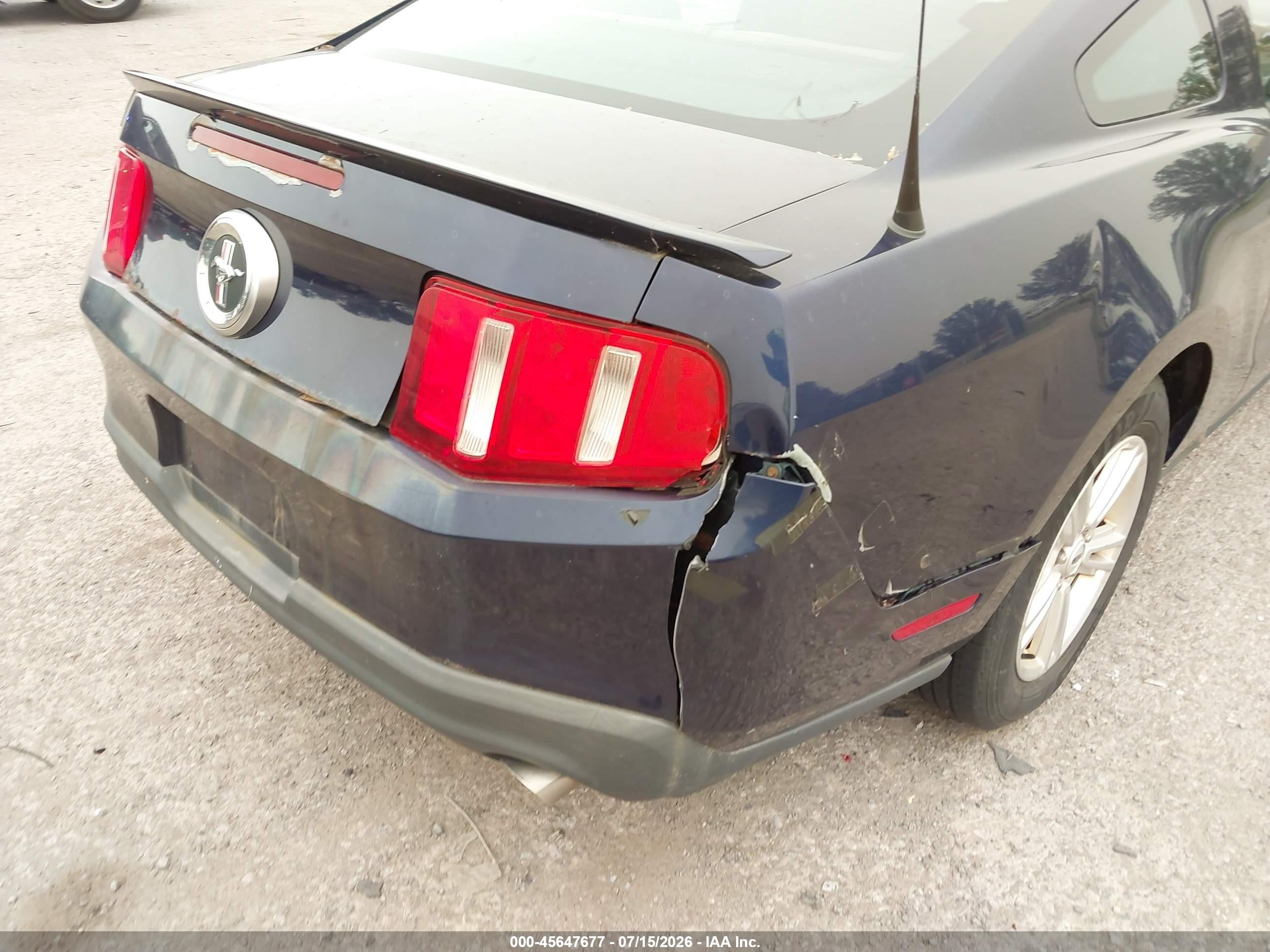2011 Ford Mustang V6 Blue vin: 1ZVBP8AM6B5157216
