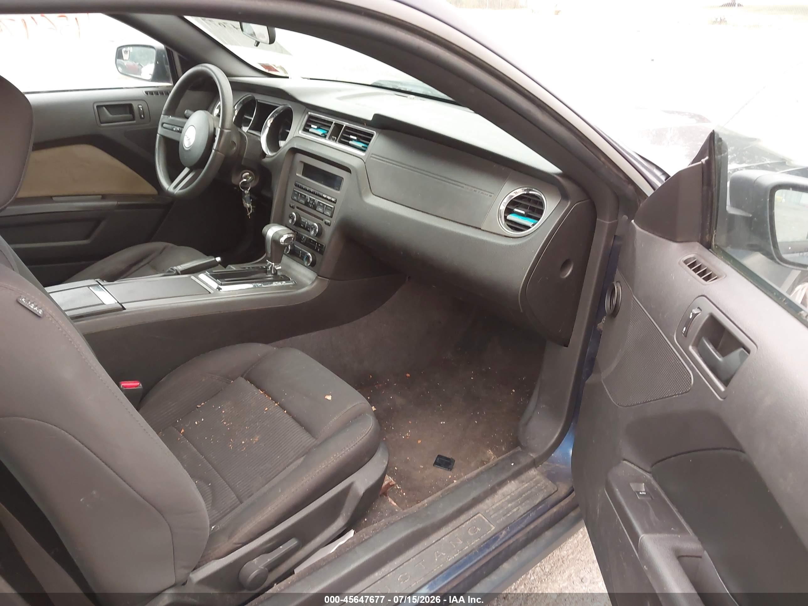 2011 Ford Mustang V6 Blue vin: 1ZVBP8AM6B5157216