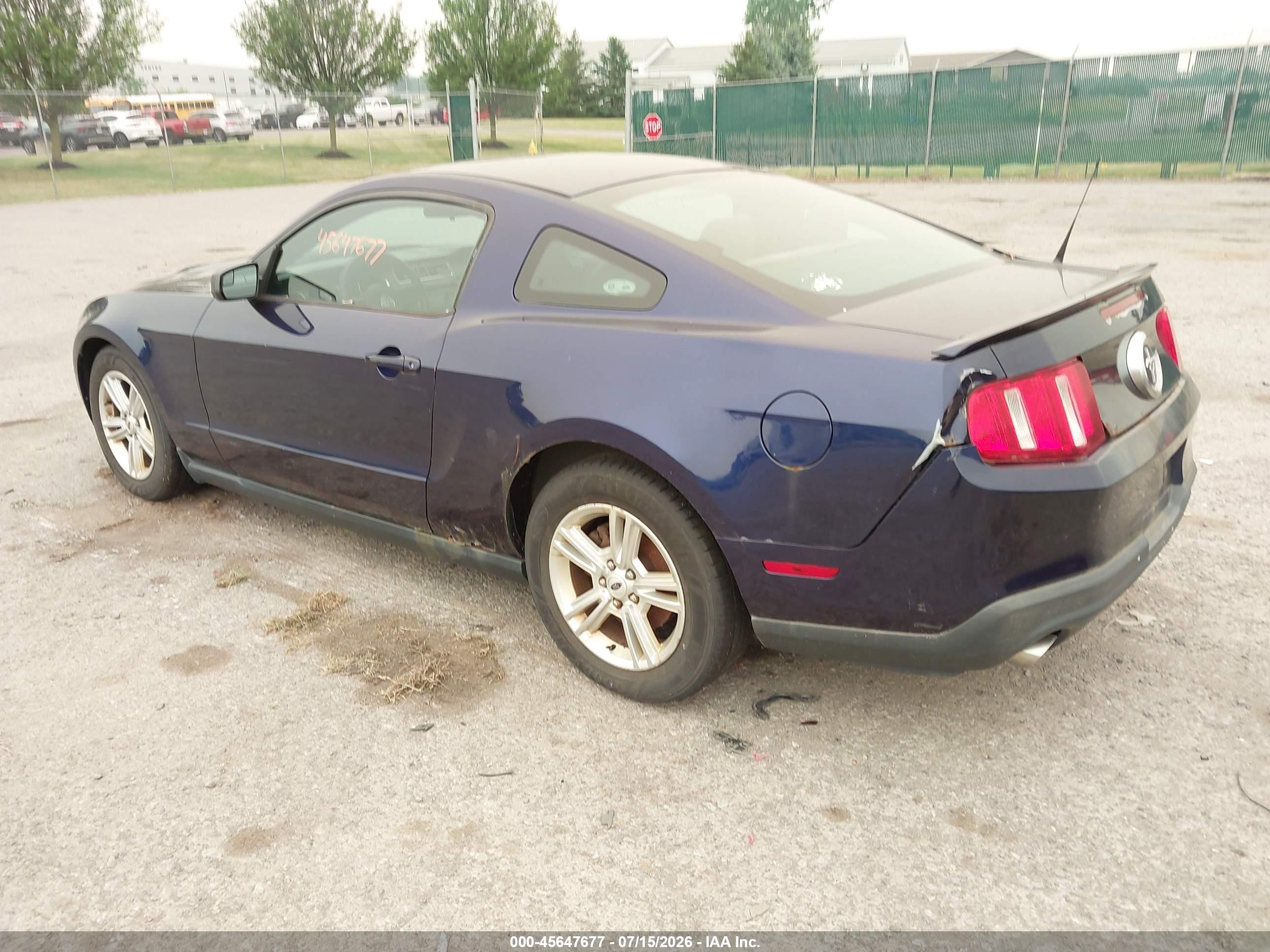 2011 Ford Mustang V6 Blue vin: 1ZVBP8AM6B5157216