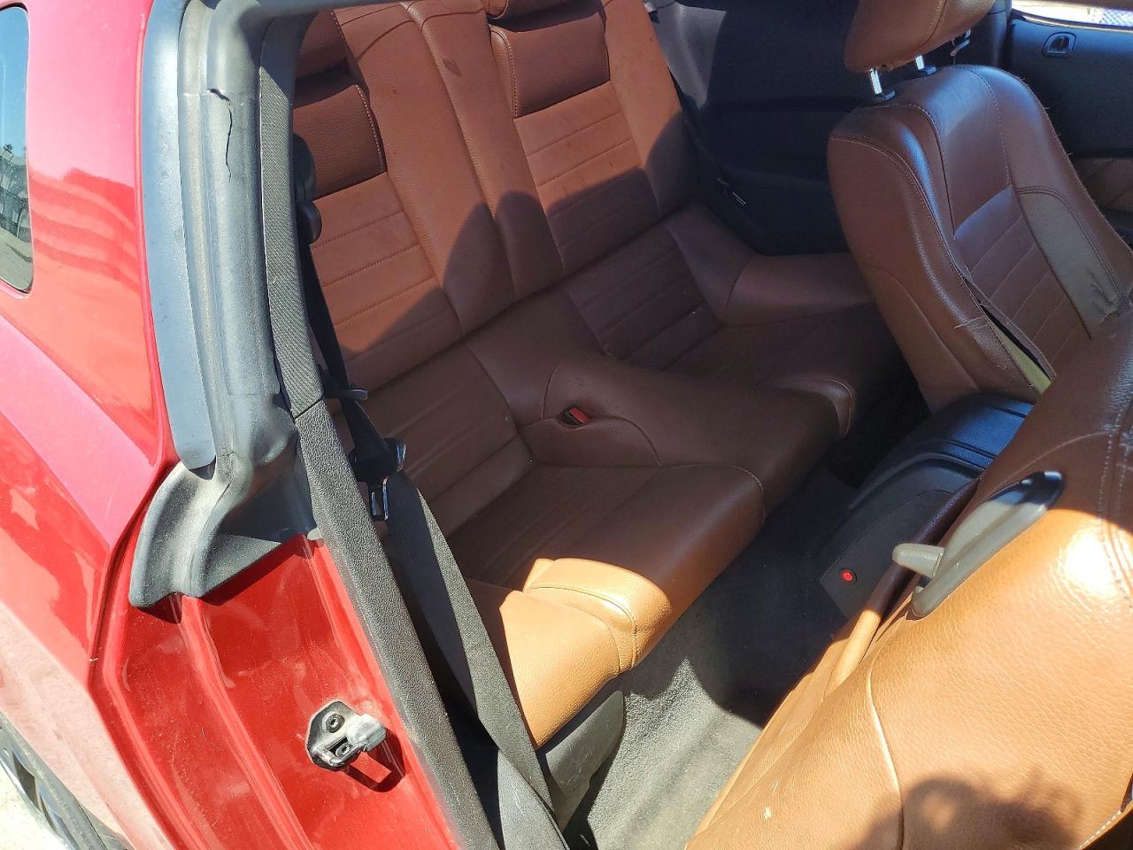 2011 Ford Mustang Red vin: 1ZVBP8AM6B5157734