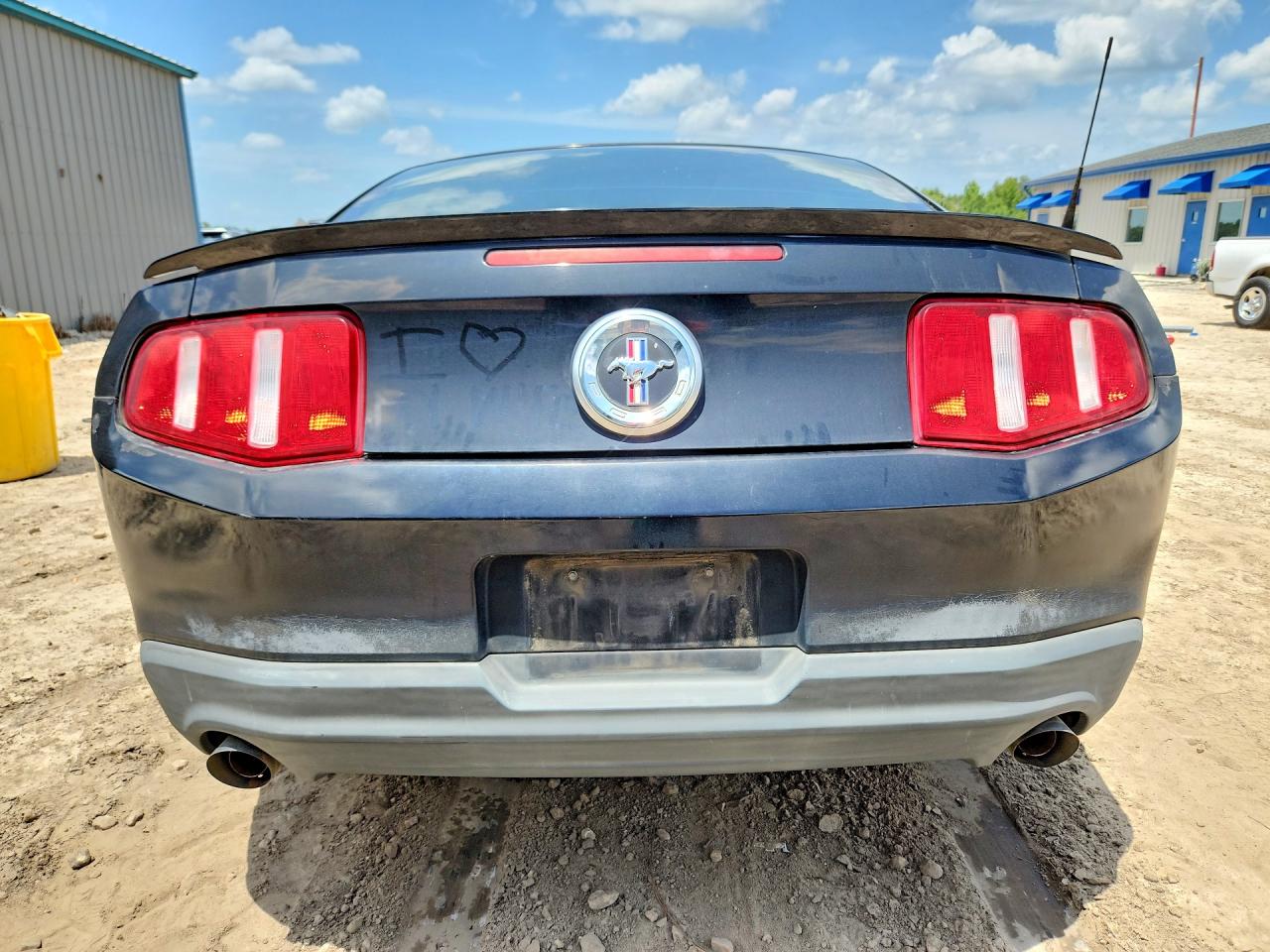 2011 Ford Mustang Черный vin: 1ZVBP8AM6B5162805