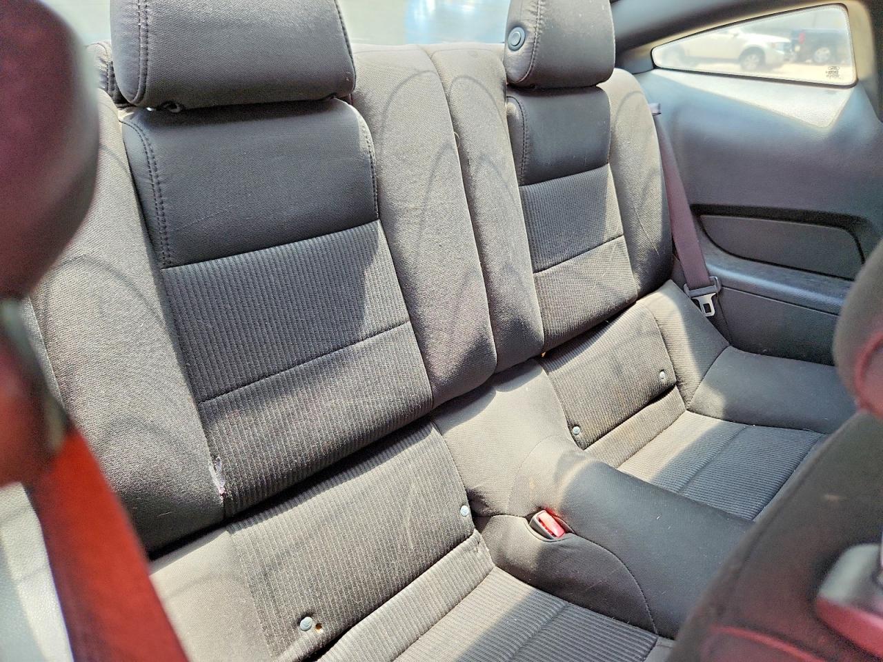 2011 Ford Mustang Черный vin: 1ZVBP8AM6B5162805