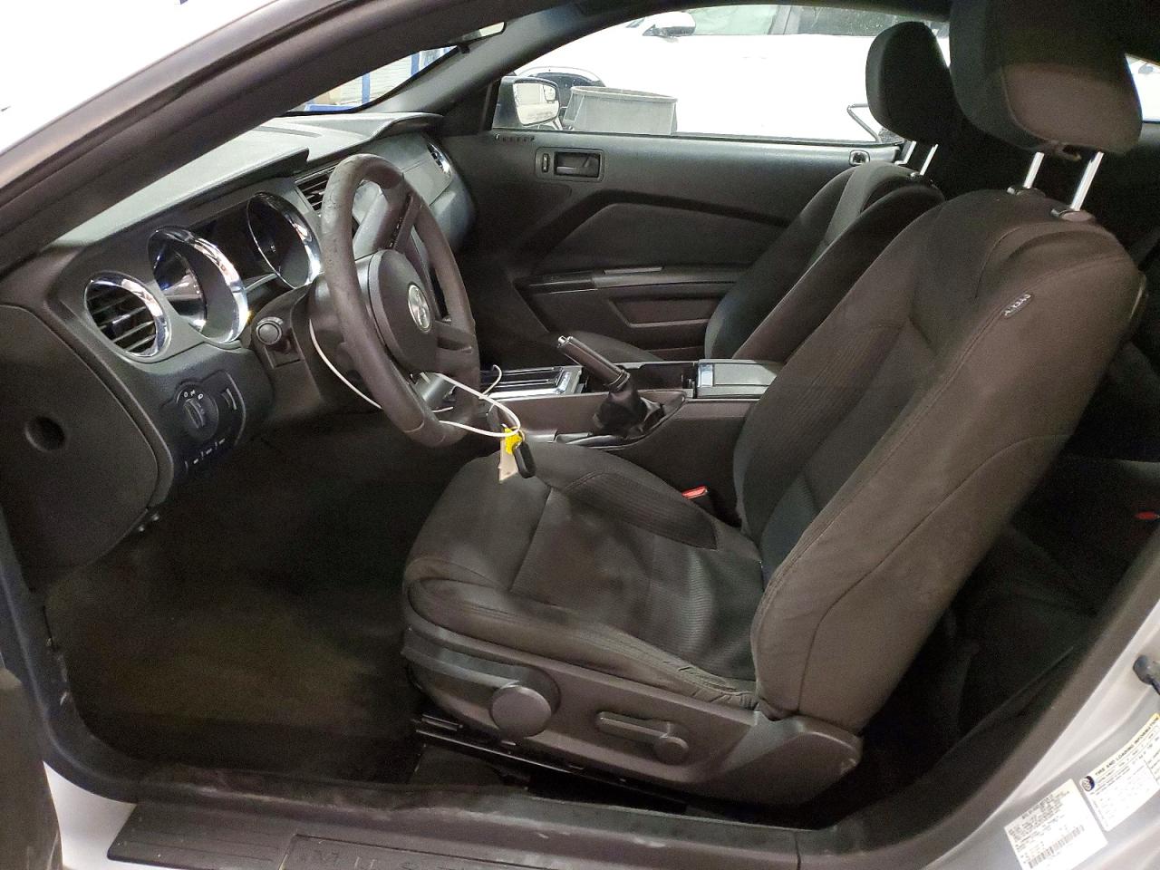 2011 Ford Mustang Silver vin: 1ZVBP8AM6B5169463