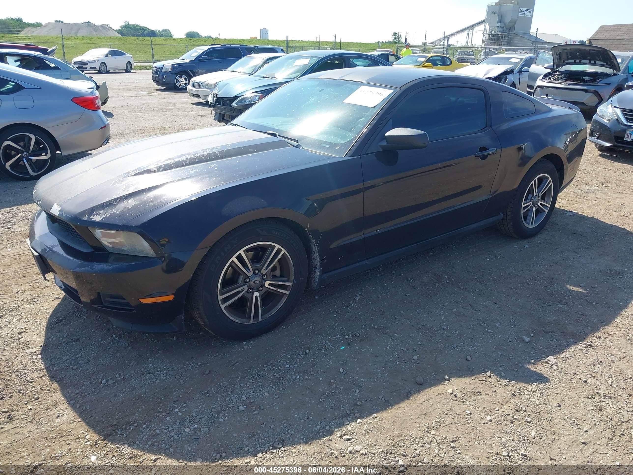 2012 Ford Mustang V6 Premium Black vin: 1ZVBP8AM6C5210837