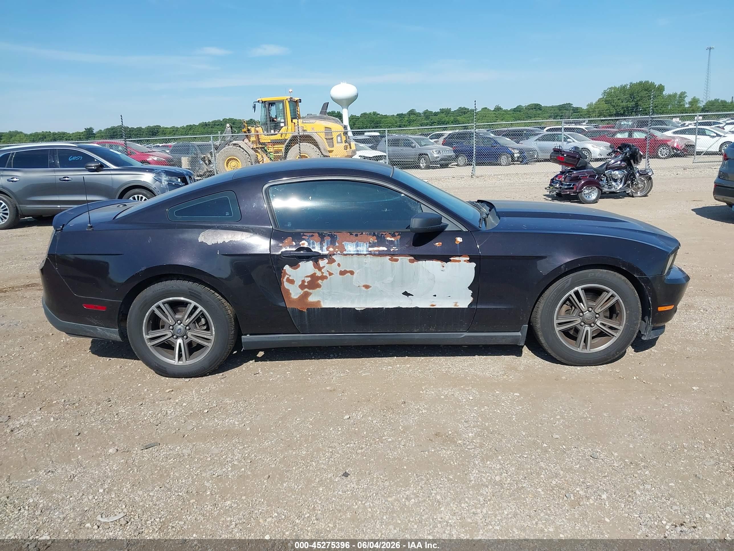 2012 Ford Mustang V6 Premium Black vin: 1ZVBP8AM6C5210837