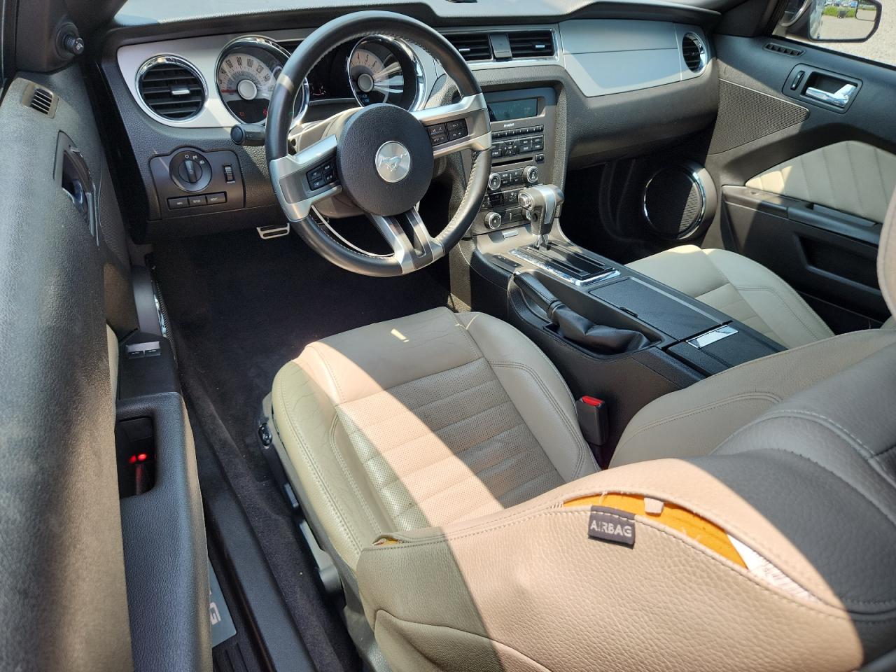 2012 Ford Mustang Black vin: 1ZVBP8AM6C5210904