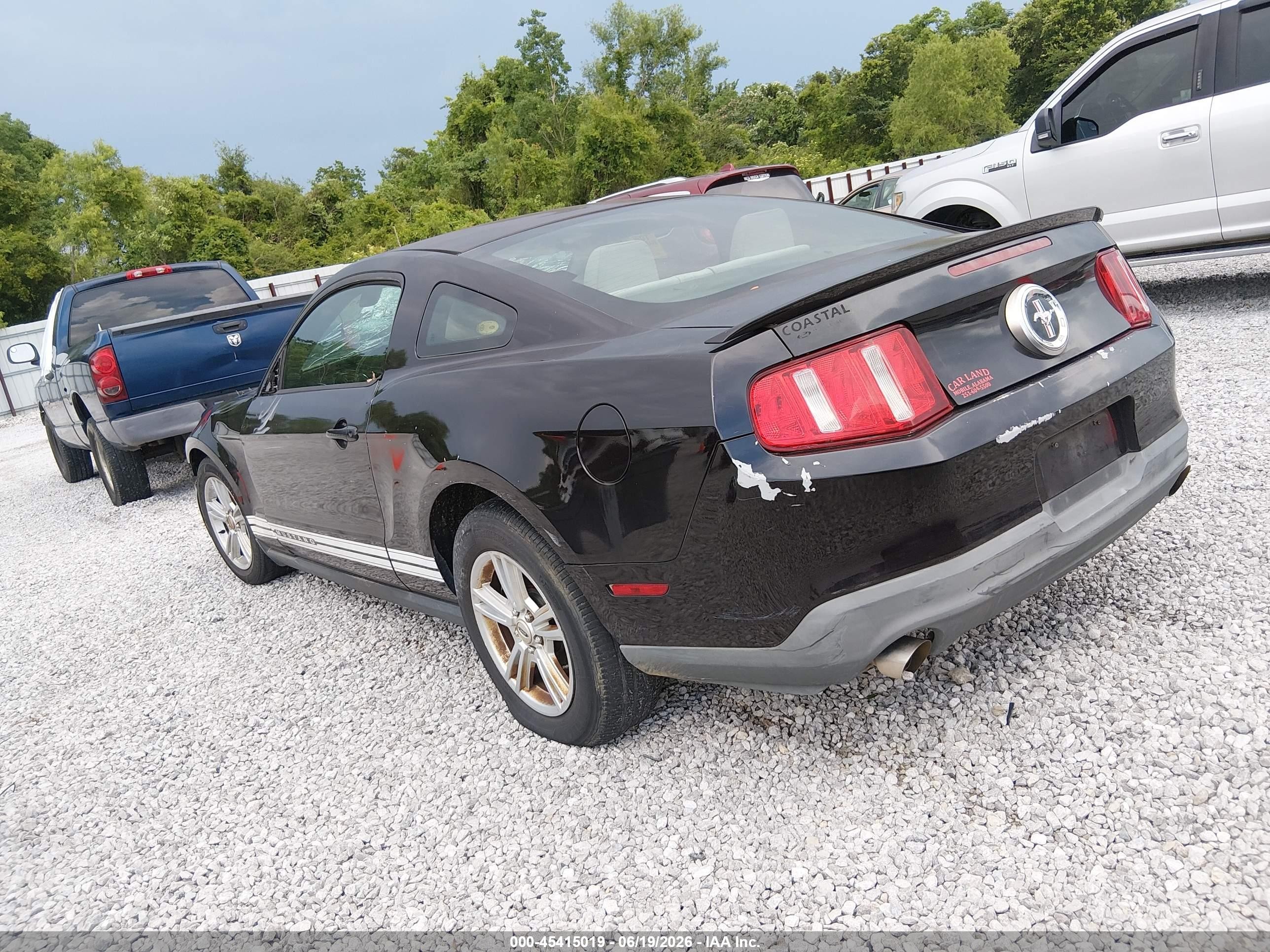 2012 Ford Mustang V6/v6 Premium Black vin: 1ZVBP8AM6C5223250
