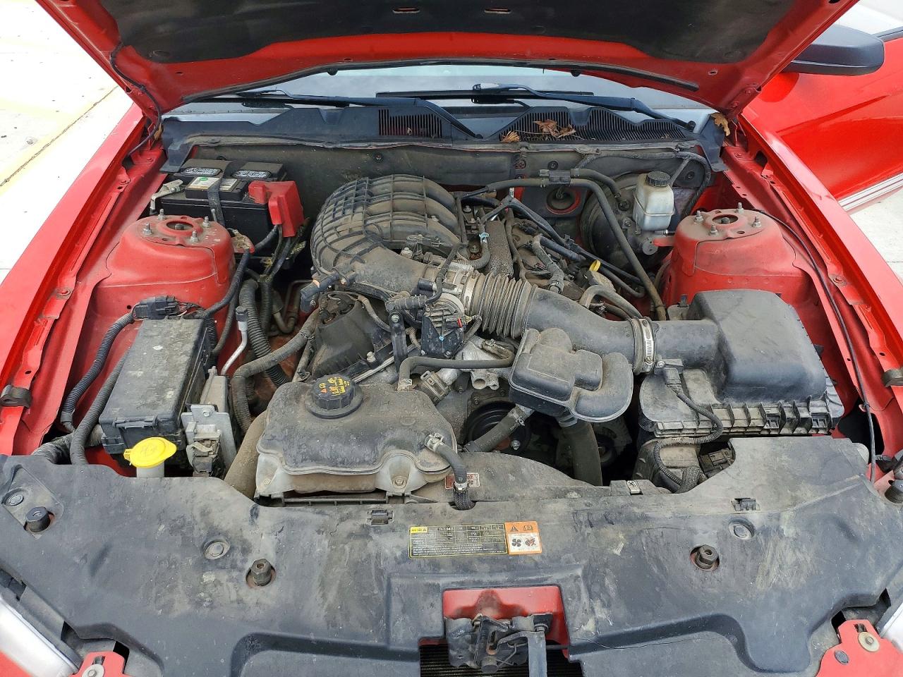 2012 Ford Mustang Red vin: 1ZVBP8AM6C5230859