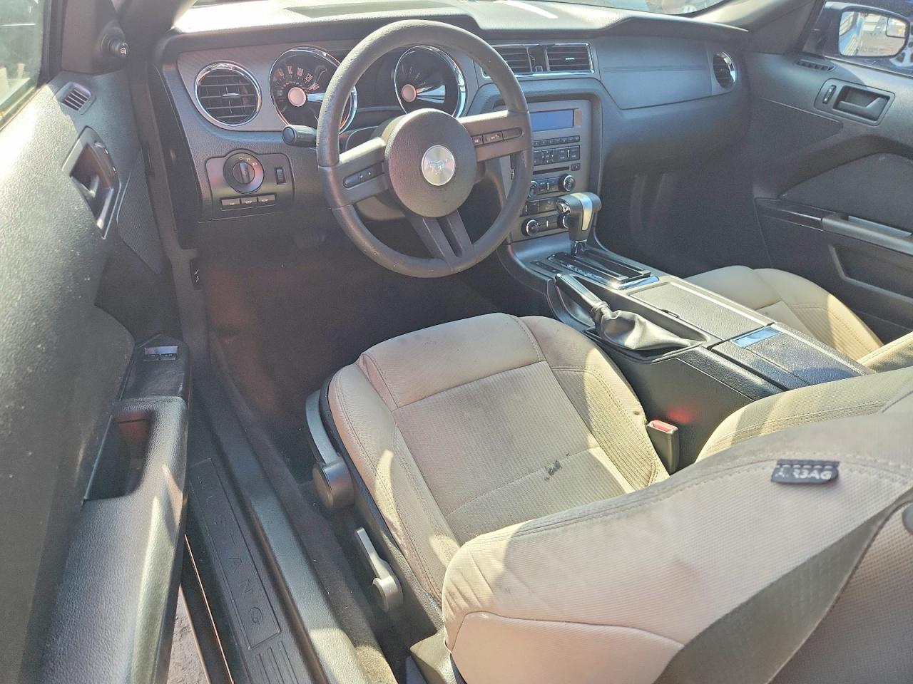 2012 Ford Mustang Black vin: 1ZVBP8AM6C5253705