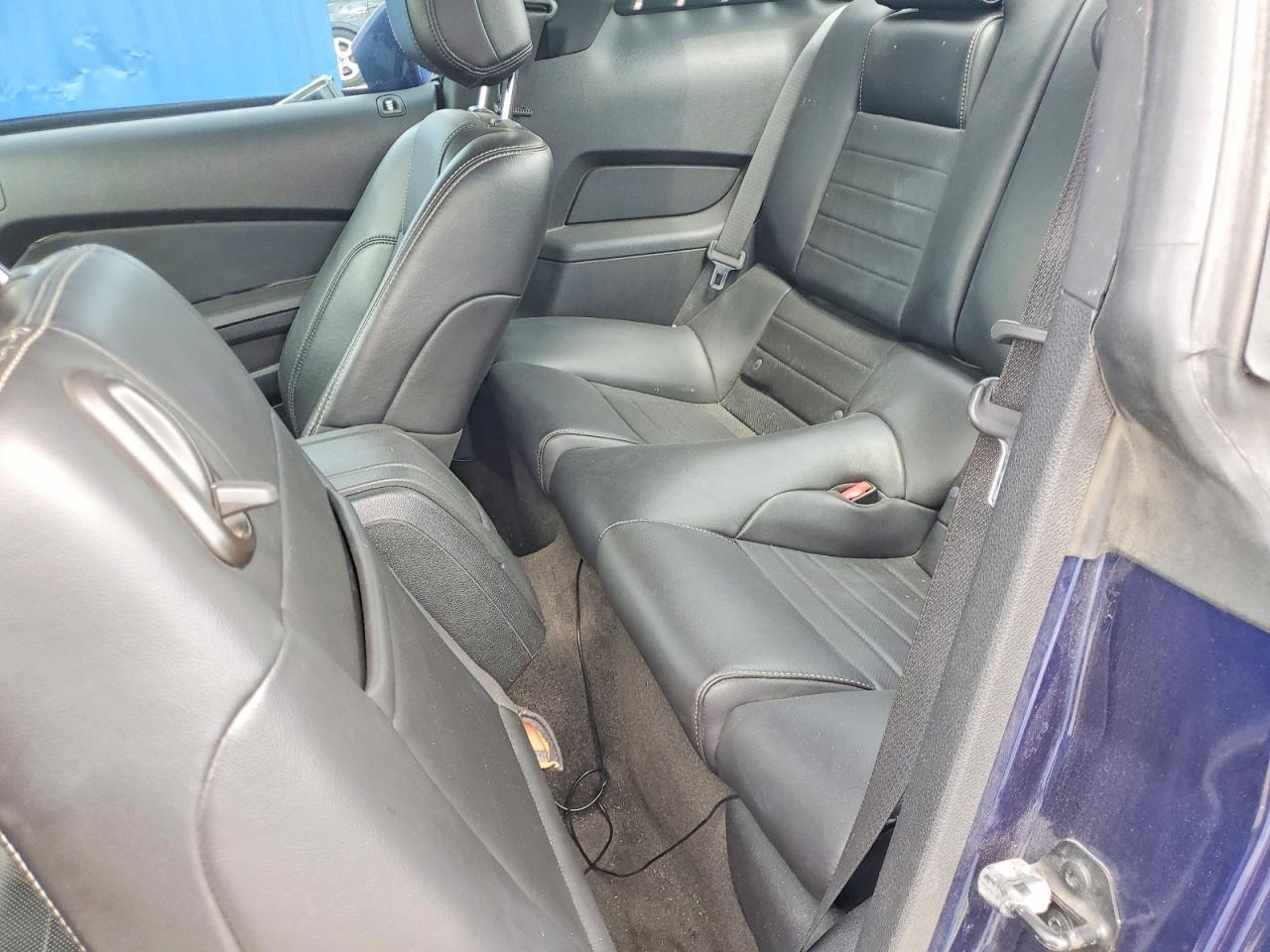 2012 Ford Mustang Blue vin: 1ZVBP8AM6C5260296